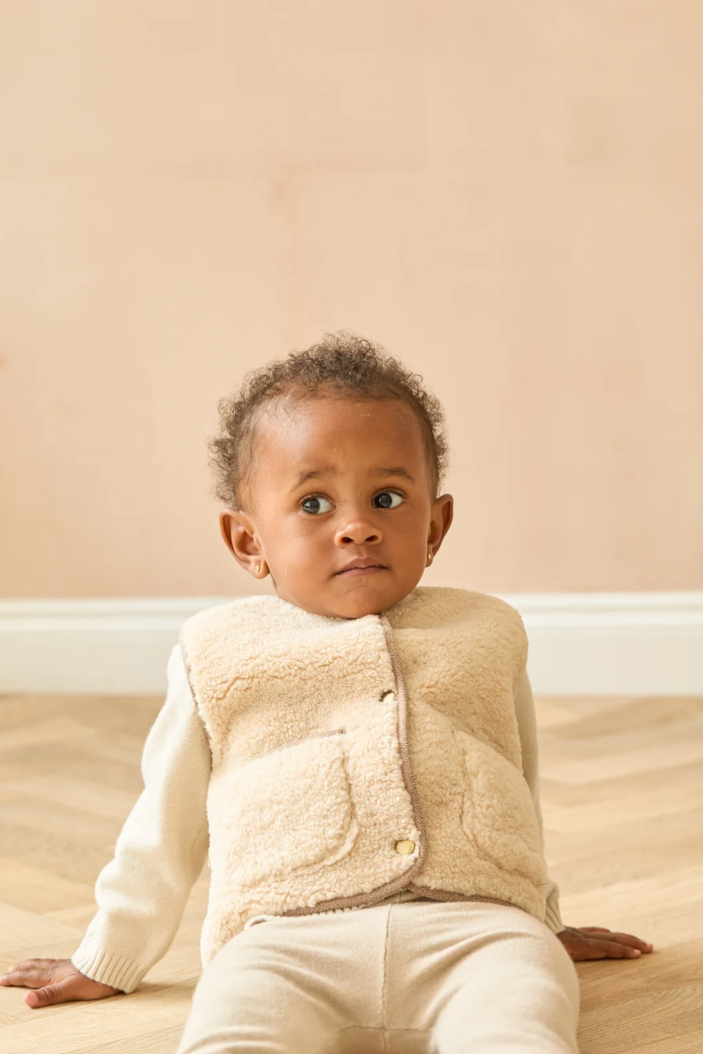 Chalk Mini Babies Lamb Gilet Polar Cream