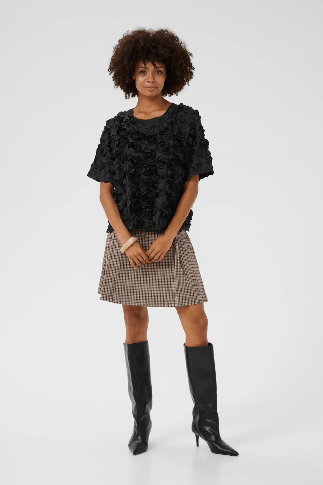 Culture 50112316 CUcebrine Short Sleeve 3D Rose Blouse Black - Dotique - Culture