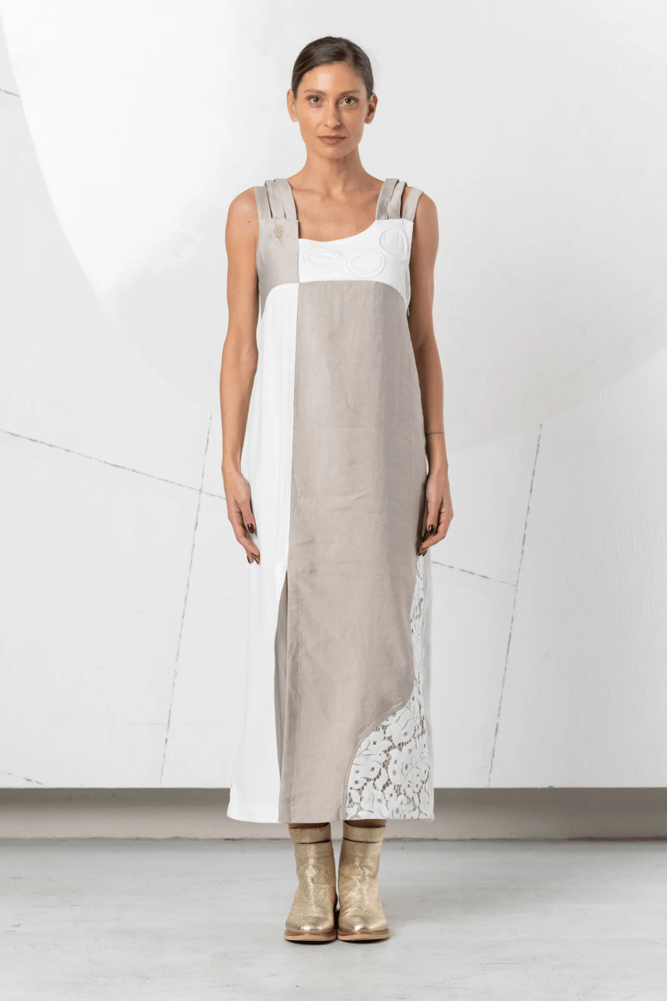 elisa-cavaletti-05080-long-dress-in-beige-and-white-linen-blend-dotique-1
