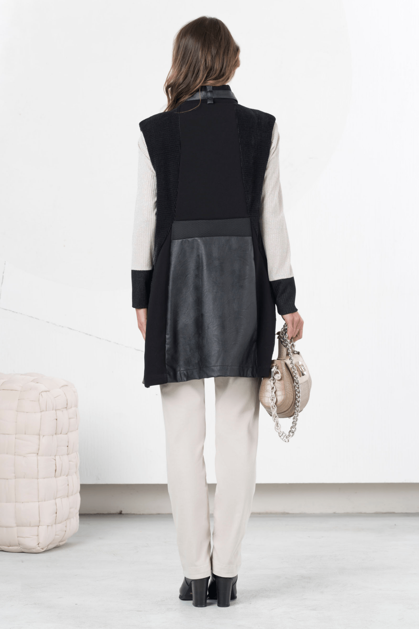 Elisa Cavaletti Nero Black Textured Gilet – ELW257028902 02001 - Dotique - Elisa Cavaletti