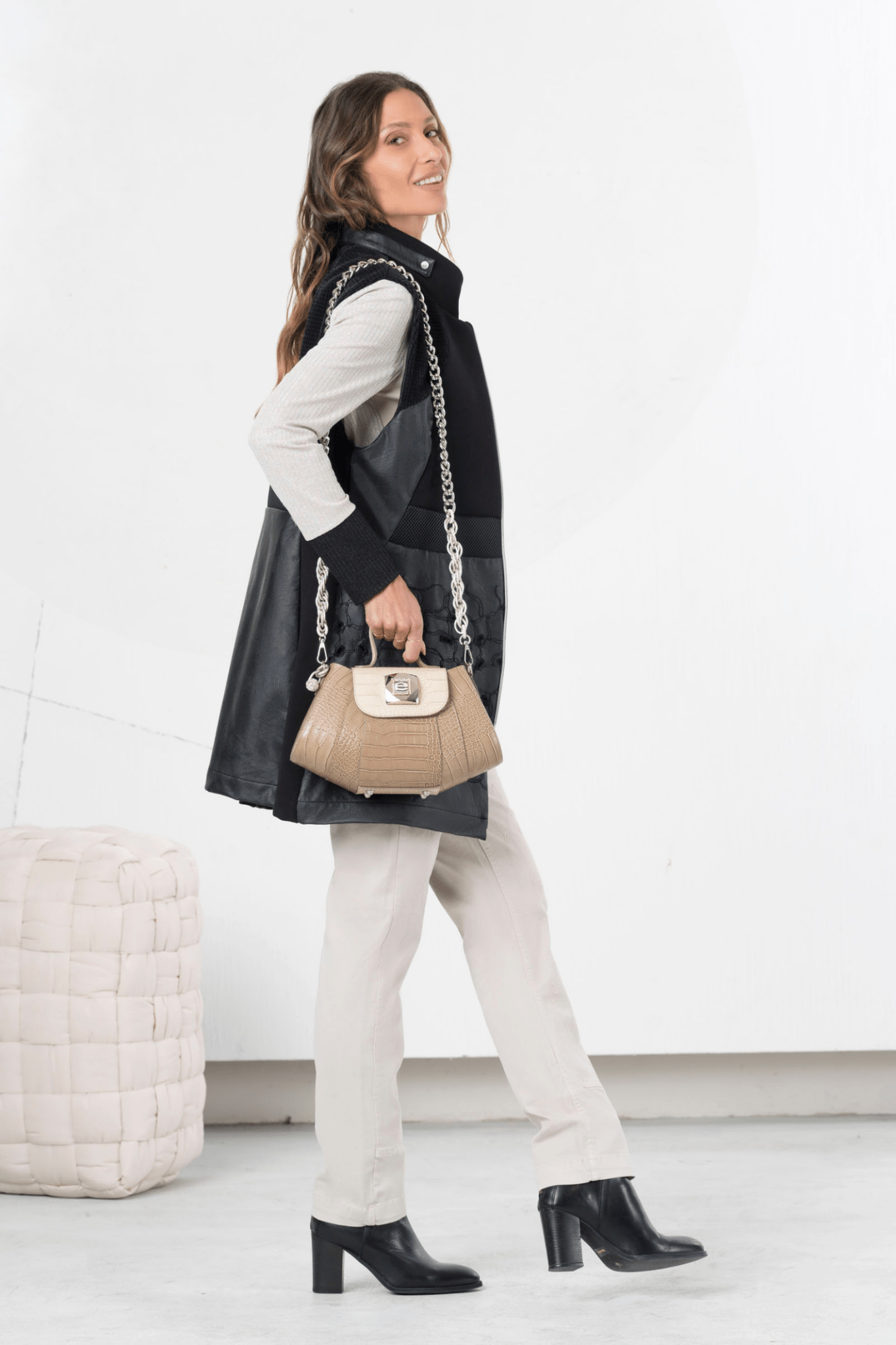 Elisa Cavaletti Nero Black Textured Gilet – ELW257028902 02001 - Dotique - Elisa Cavaletti