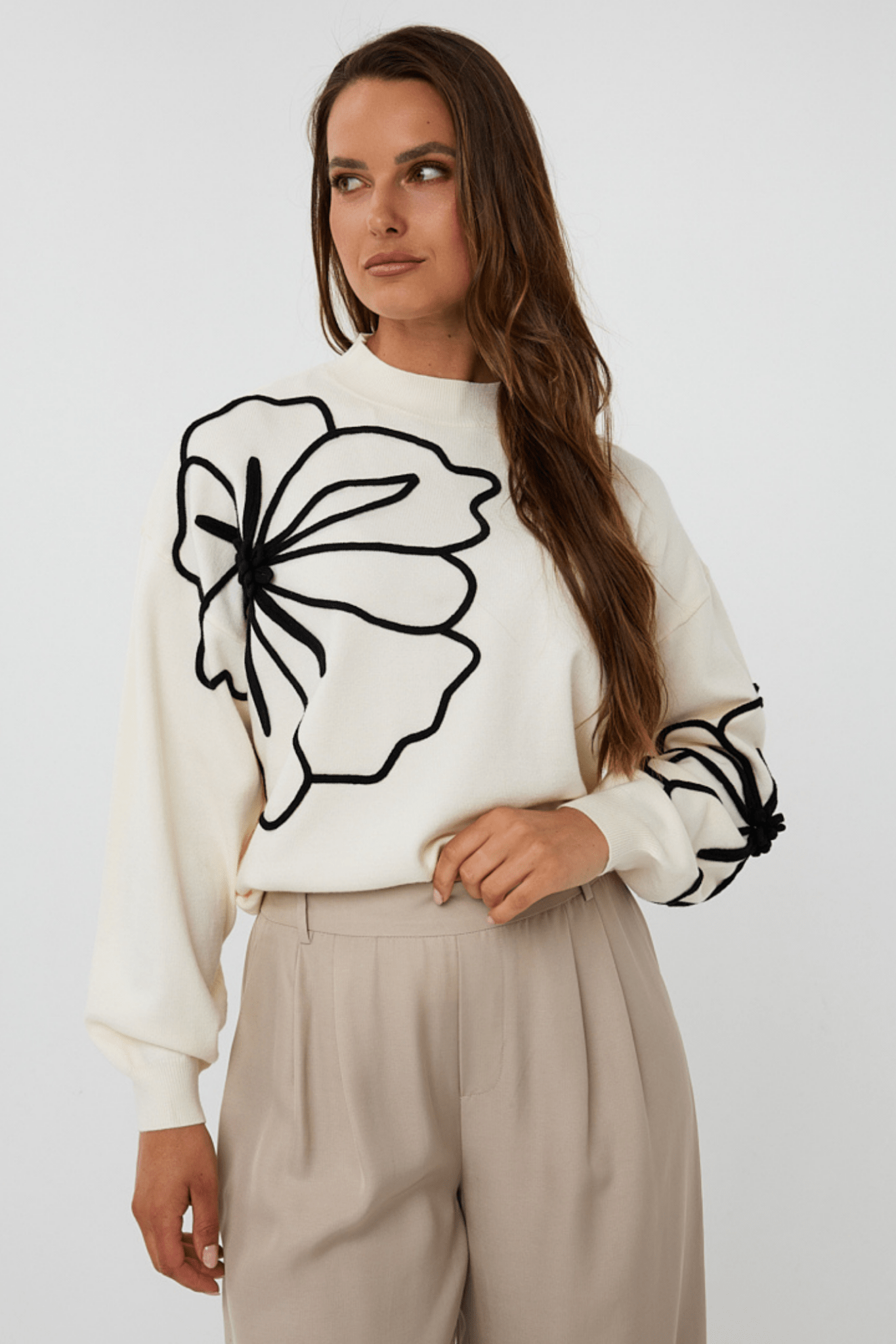 EsQualo 02505 Off White Jumper Tape Flower Patch - Dotique - EsQualo