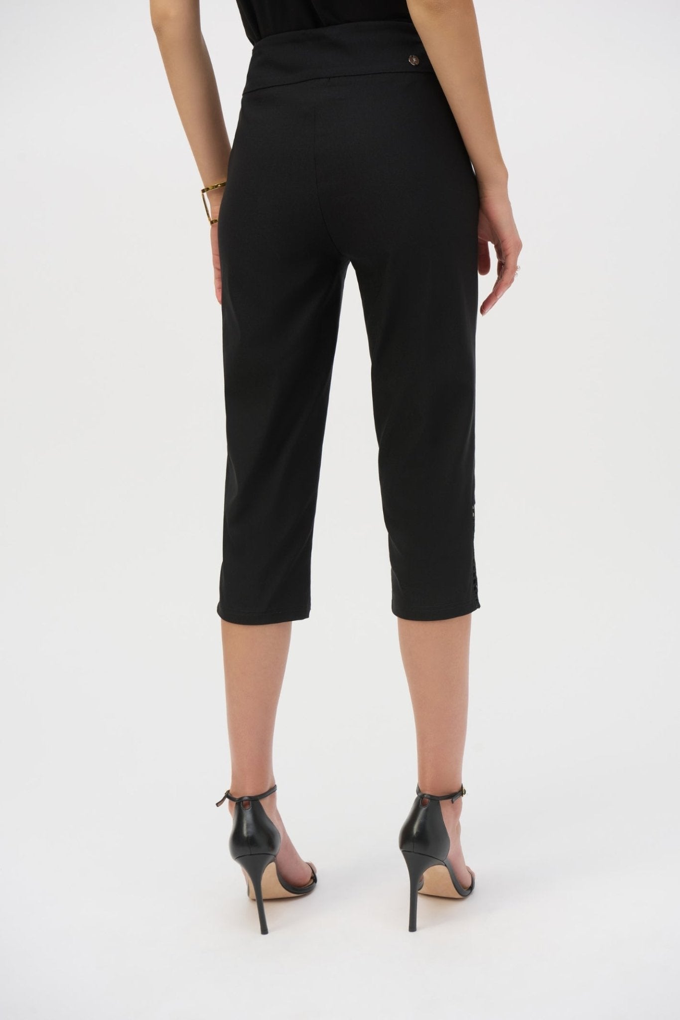 joseph-ribkoff-252192-dotique-black-millennium-capri-pull-on-pants-guipure-dotique-1