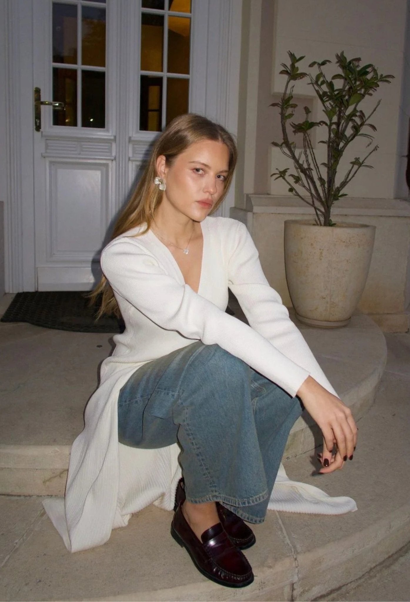 Jovonna-London-Fleur-Cardigan-Cream-Dotique-Witney1