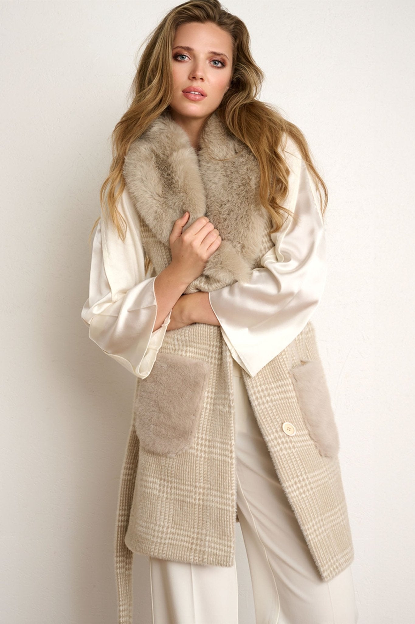 K - Design Jacket Sleeveless Cream Check Faux Fur Collar Reversible Z902 - Dotique - K - Design