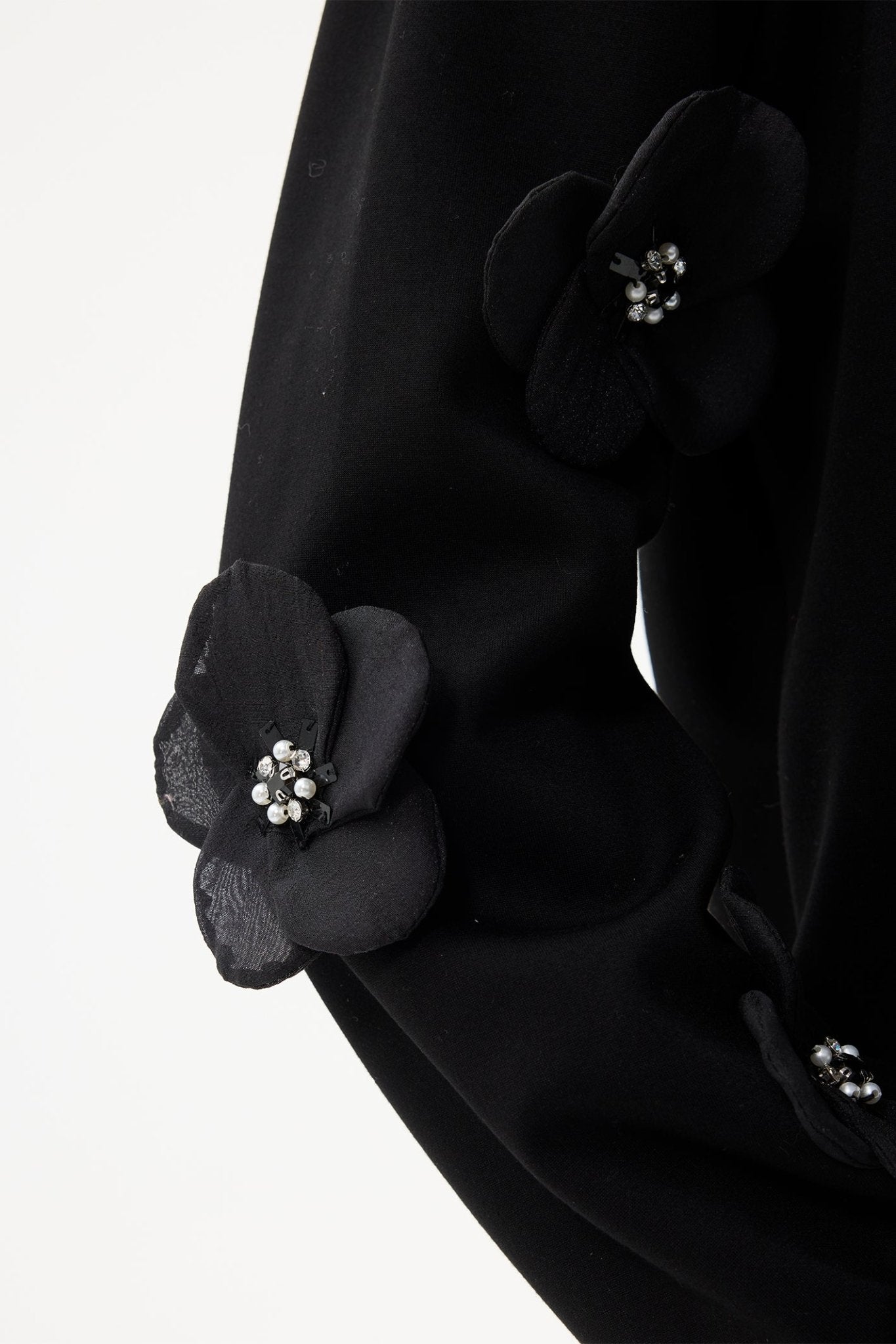 Leo & Ugo KH936 Black Flower Detail Jumper - Dotique - Leo & Ugo