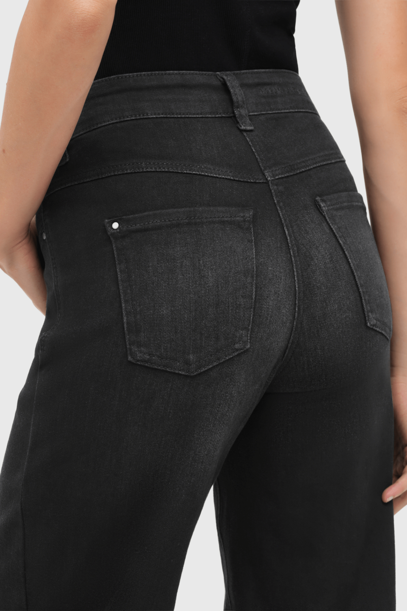 MAC DREAM WIDE Authentic Mega Flex Commercial Black Used Wash 5439 - 90 - 0358L - Dotique - Mac