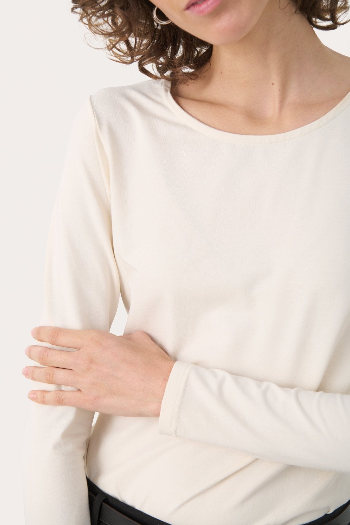 Part Two NemajasPW long sleeve t-shirt in whitecap gray with round neck, available at Dotique