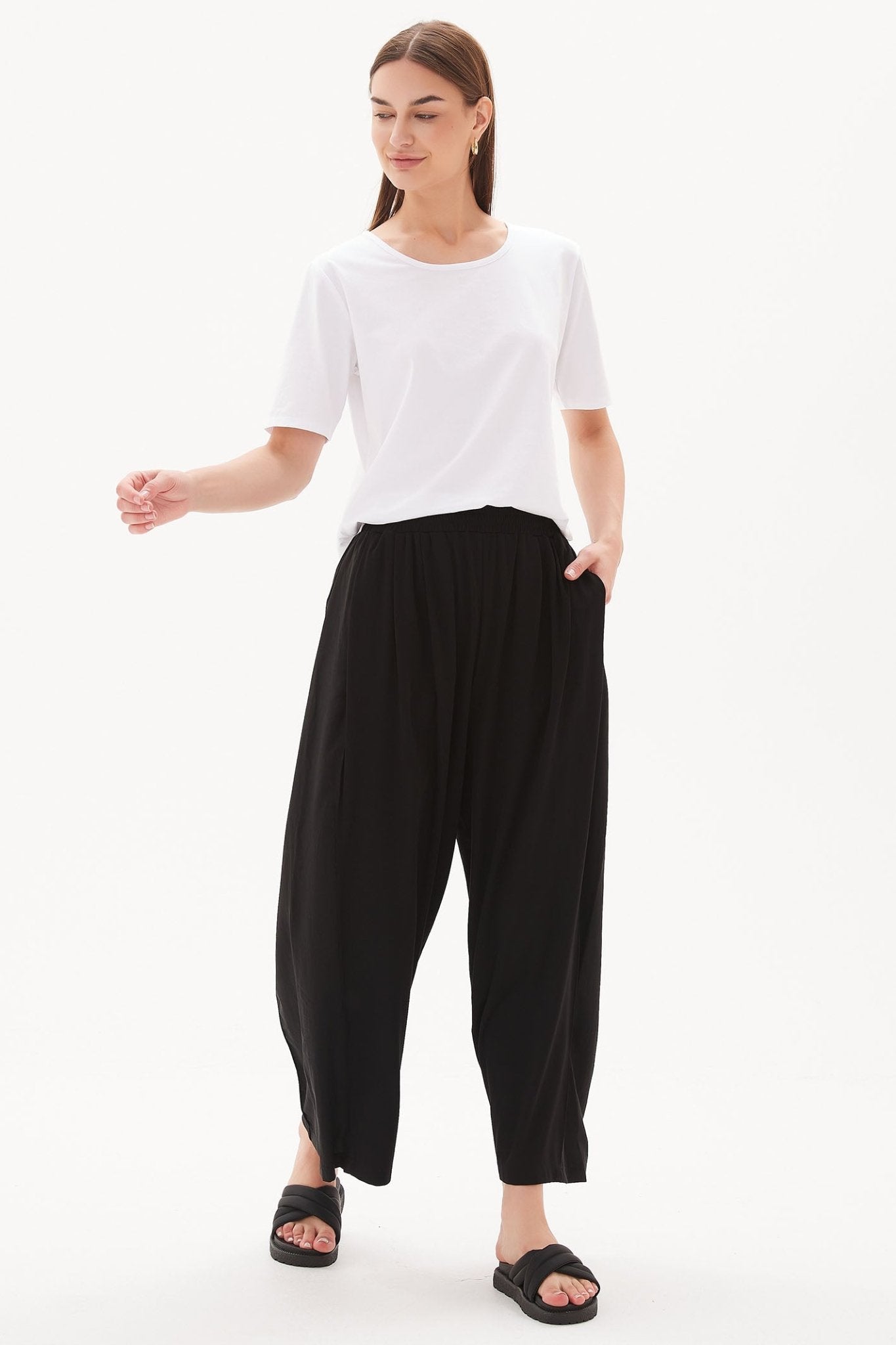 Tirelli Trousers Wide Leg Black 3125 - Dotique