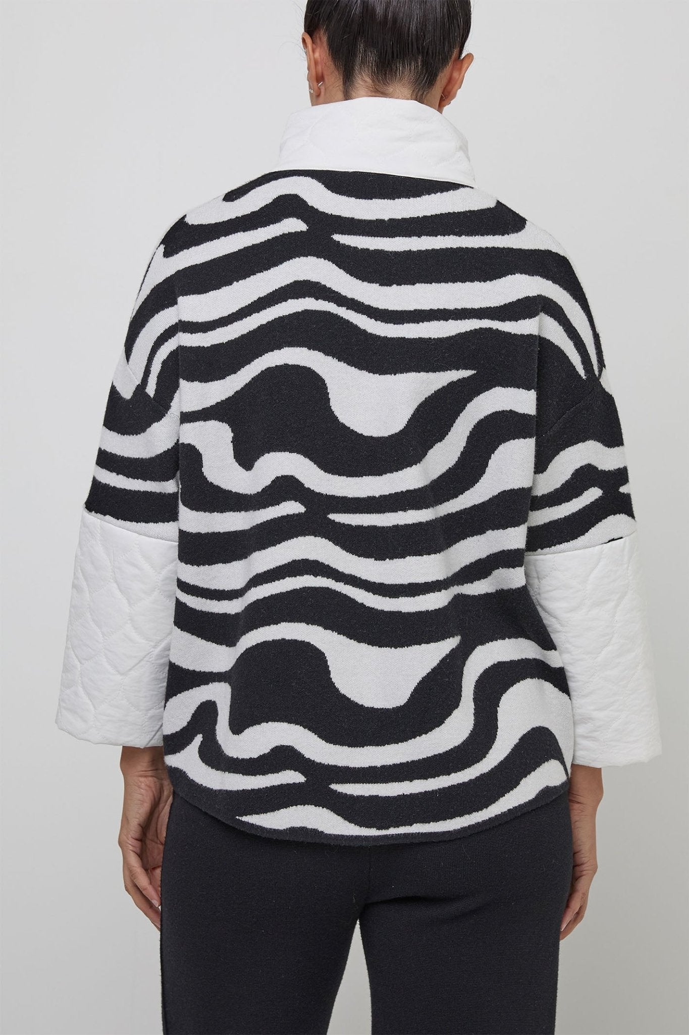 Uchuu 901 Black/Milk Jacket - Dotique