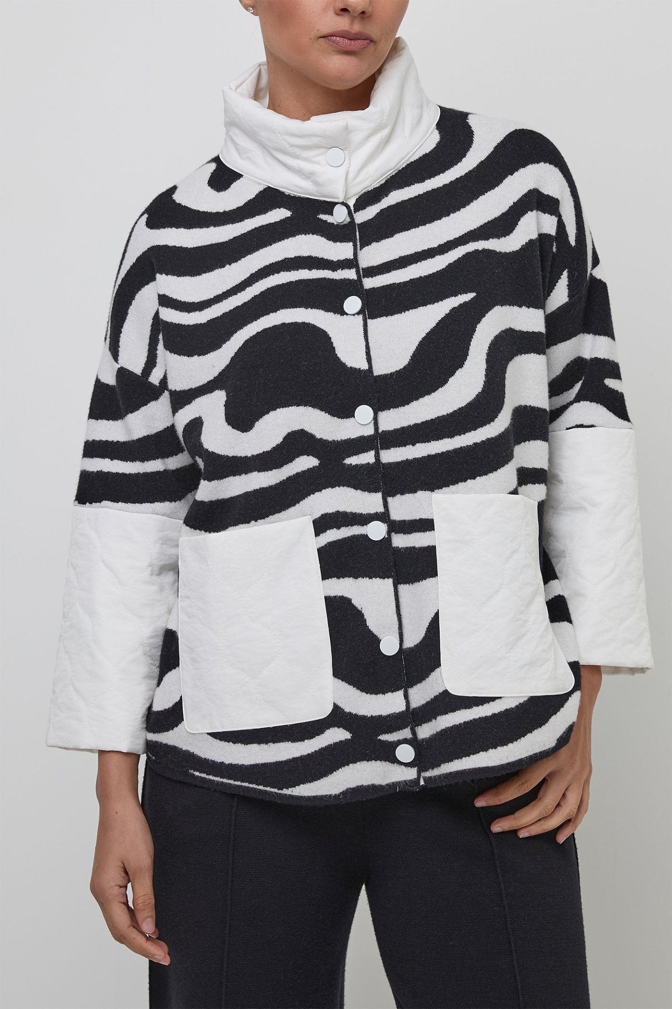 Uchuu 901 Black/Milk Jacket - Dotique