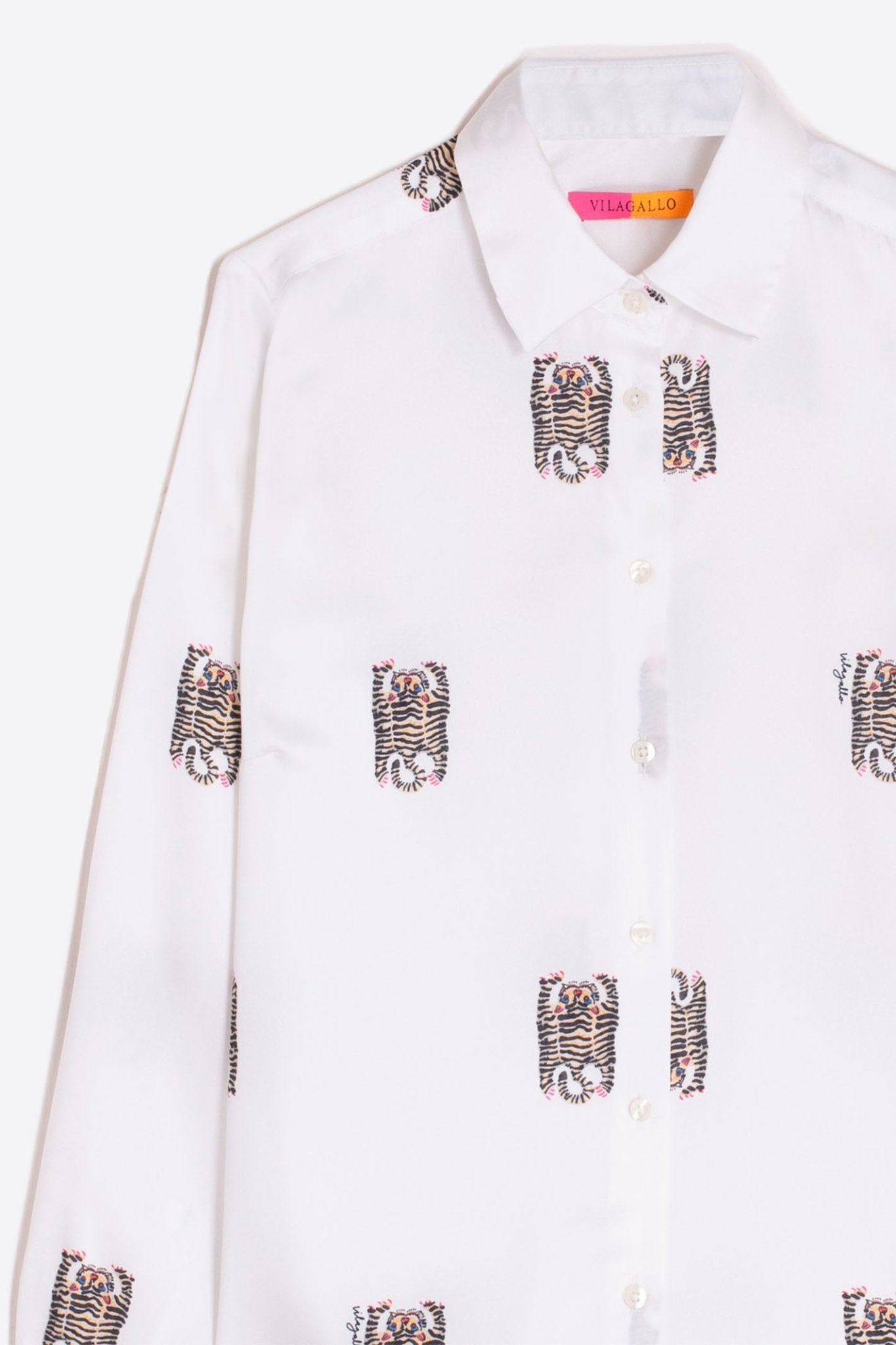 Vilgallo 31845 Tiger Print Crush Shirt - Dotique