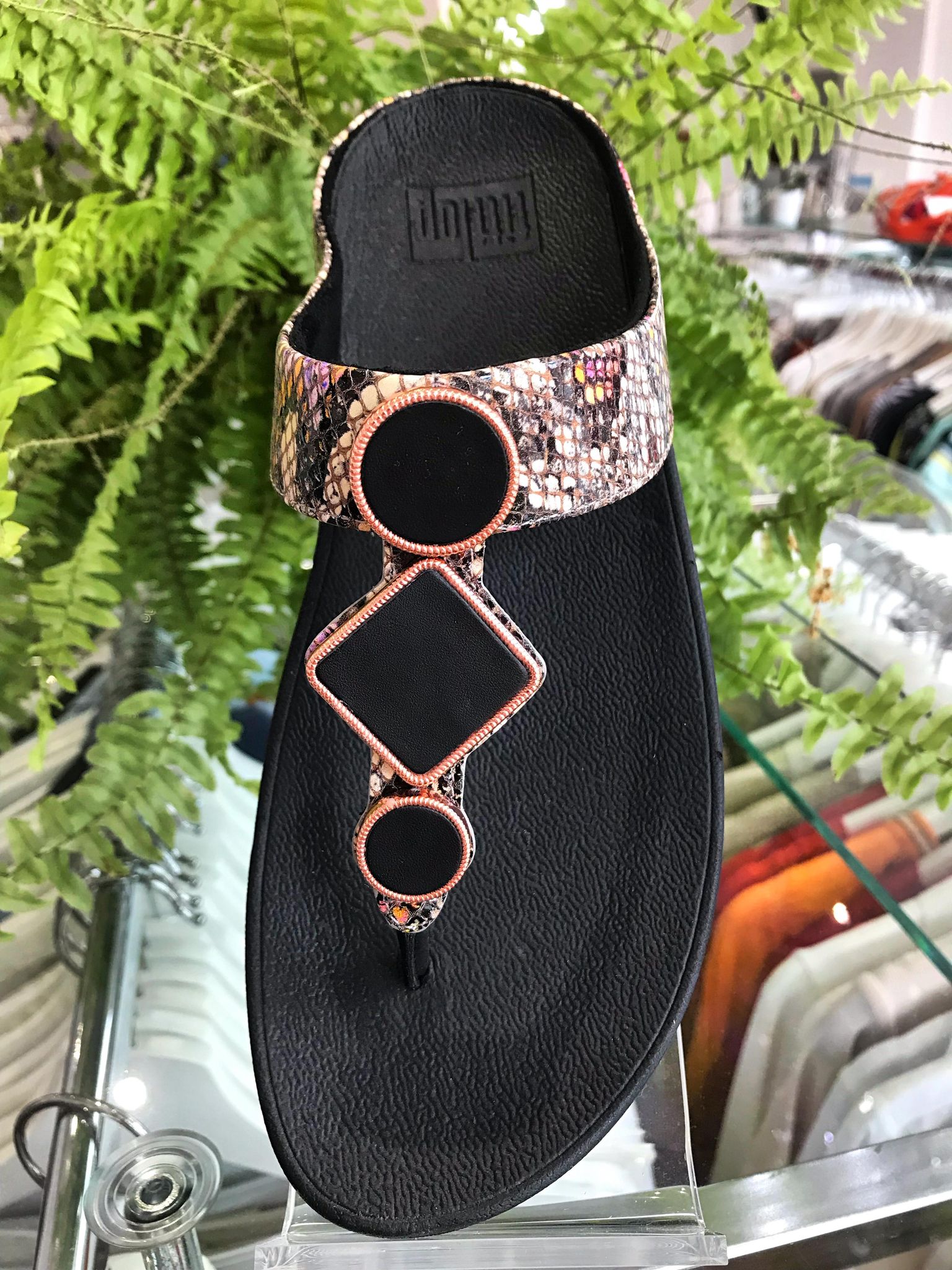 FitFlop Leia Exotic Toe-Post Sandals Urban Black Snake Mix 2 | Dotique