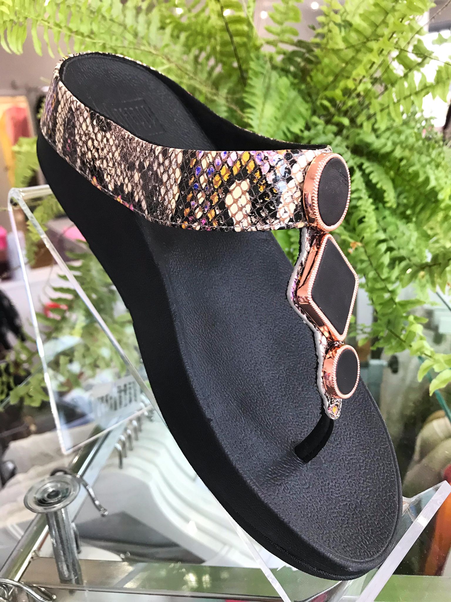 FitFlop Leia Exotic Toe-Post Sandals Urban Black Snake Mix 3 | Dotique