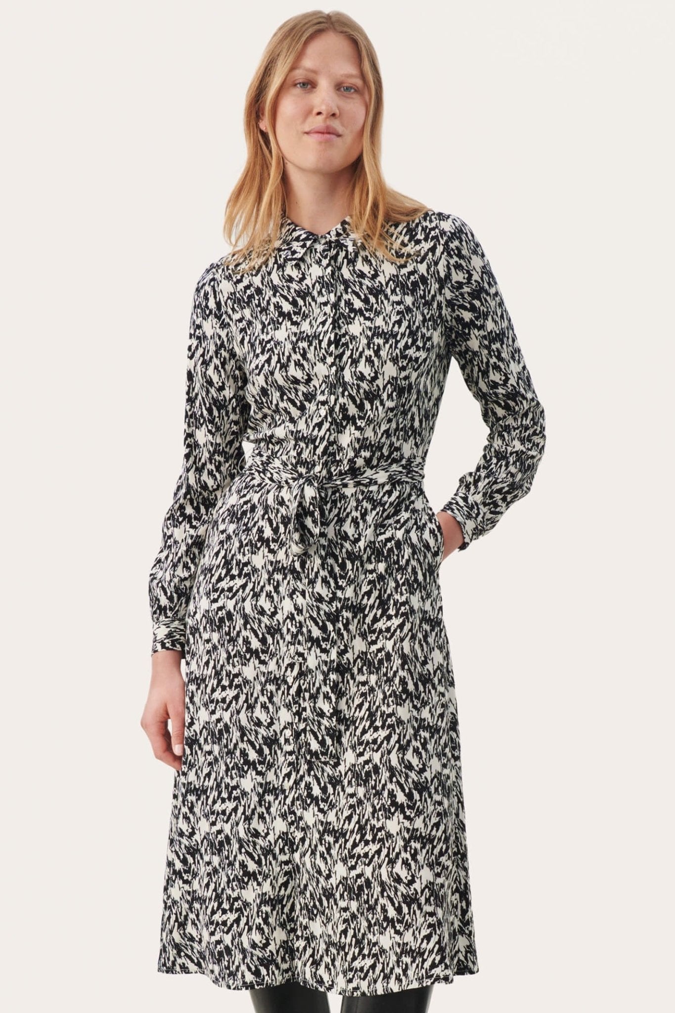 Part Two ShelbyPW 30306488 Black Texture Print Dress - Dotique