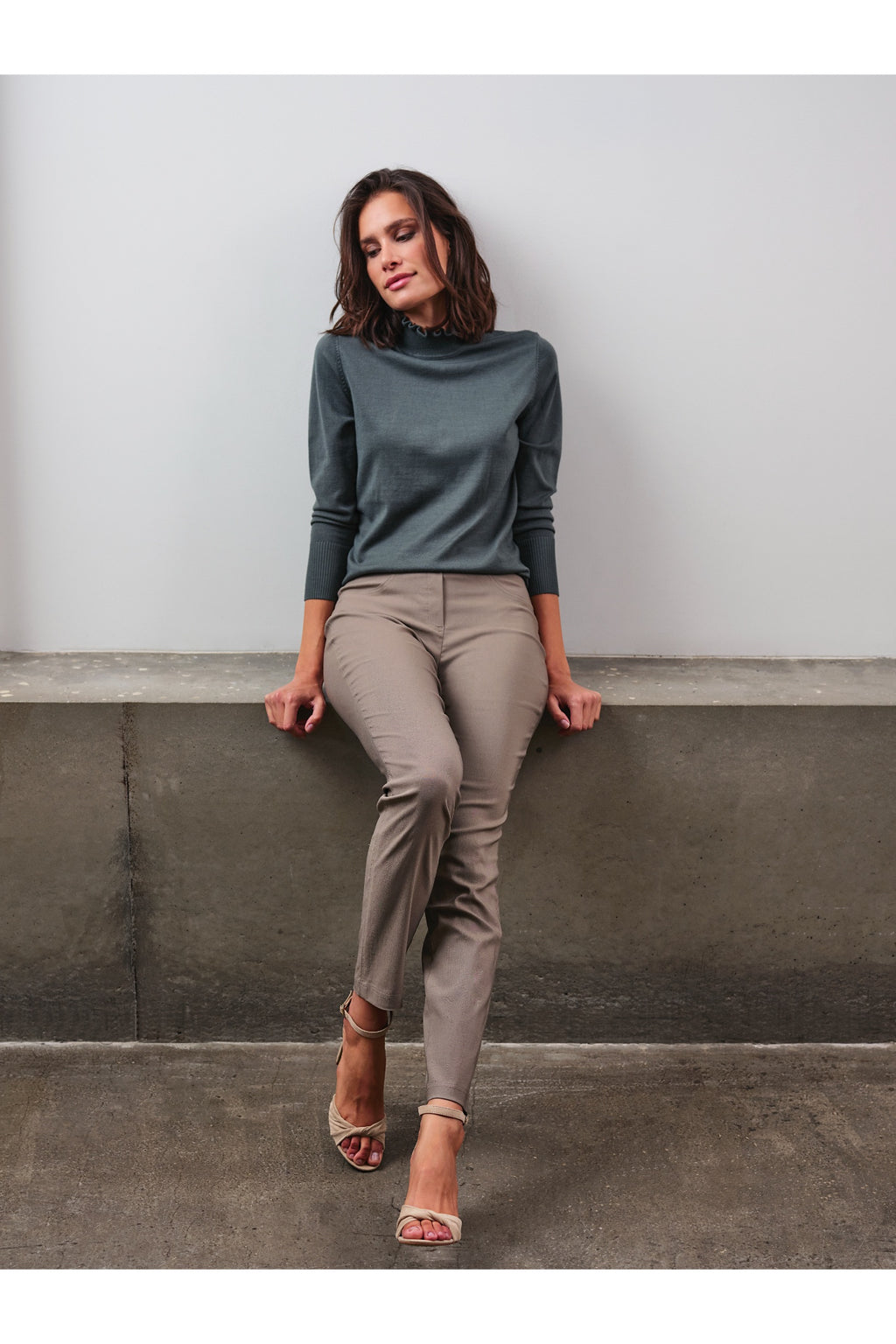 Woman wearing Robell 51559-5499-17 Bella K (73cm) Petite Trouser - Camel (17) by Robell, shop Robell at Dotique.