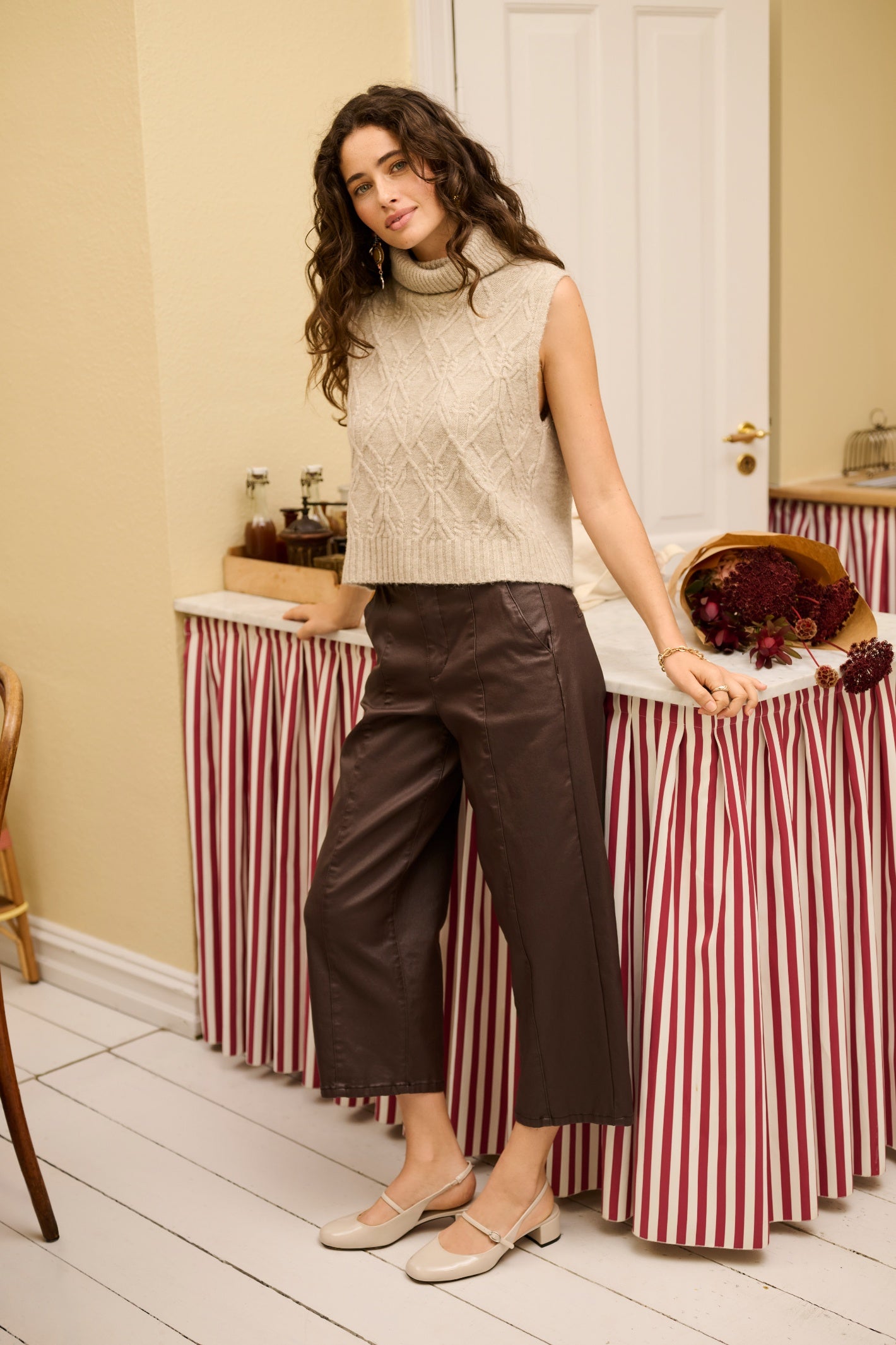 Cream 10615348 CRWinni Coated Ankle Trousers in Java Brown