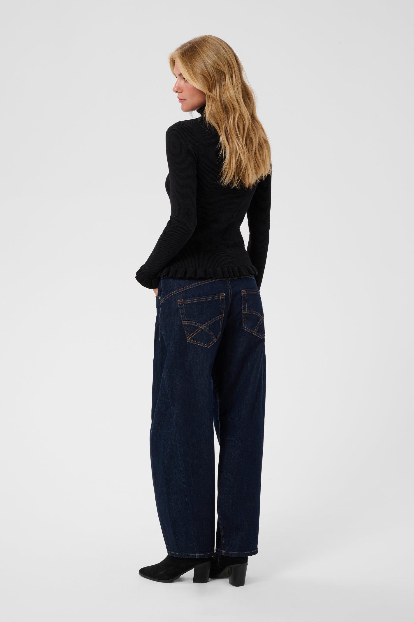 Cream 10615363 CRDela Knit Roll Neck Black