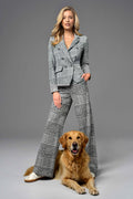 Robell Yasi wide leg trousers in silver check with stretch fabric and flattering 82cm length. Smart pull-on ladies trousers with a tailored look.