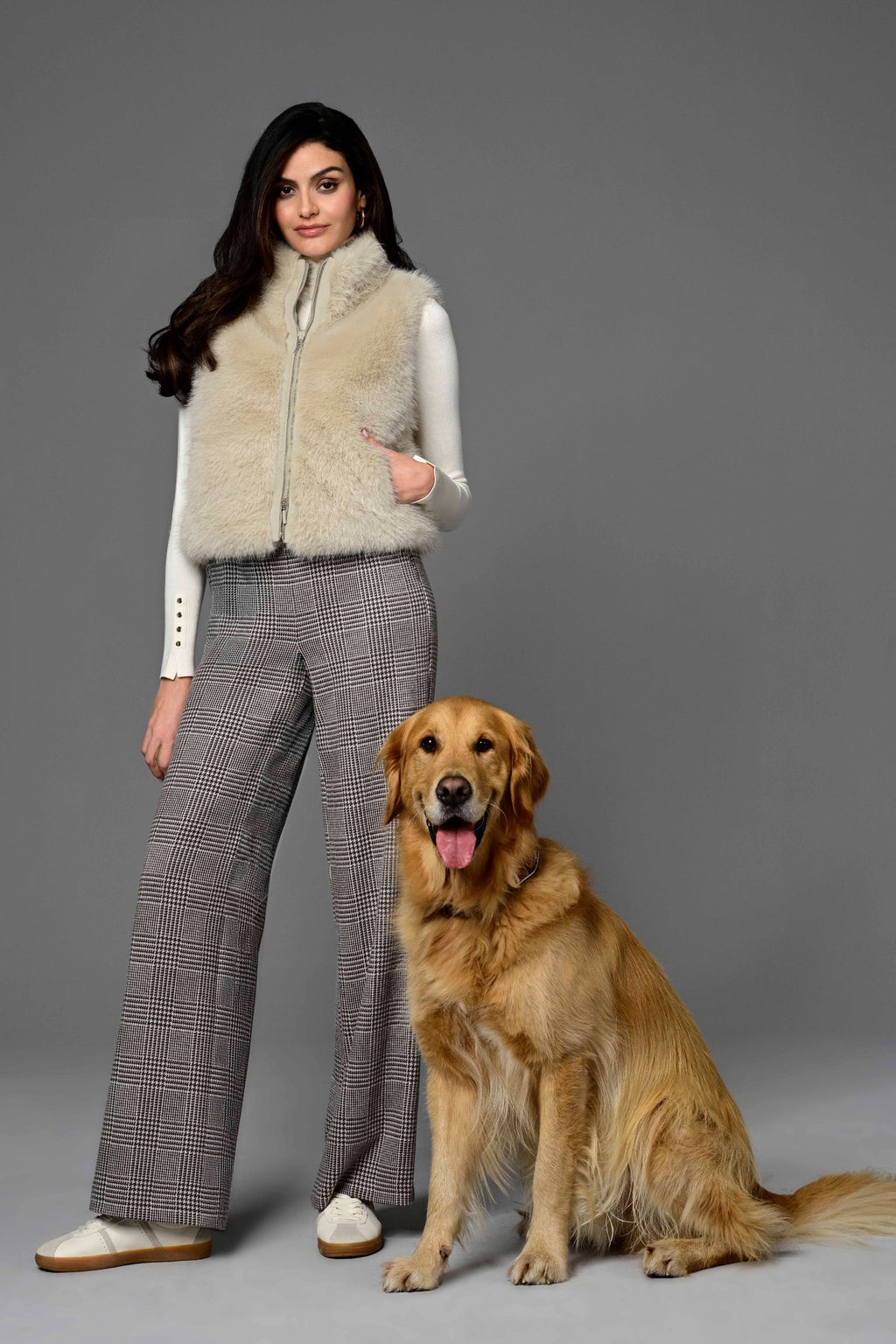 Robell Yasi wide leg trousers in Pine Bark check with stretch fabric and flattering 82cm length. Smart pull-on ladies trousers with a heritage-inspired check design.