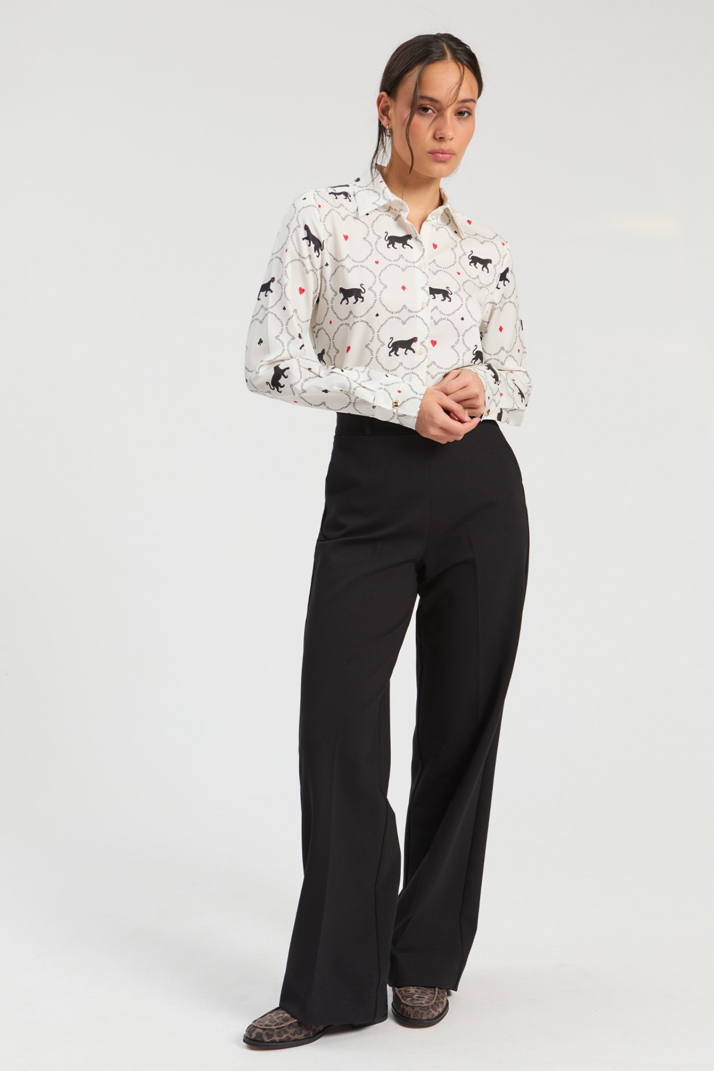 Shop the Vilagallo White Cat Print Shirt at Dotique. Crafted from 100% cotton with a playful cat print, classic shirt styling and an easy-to-wear regular fit.