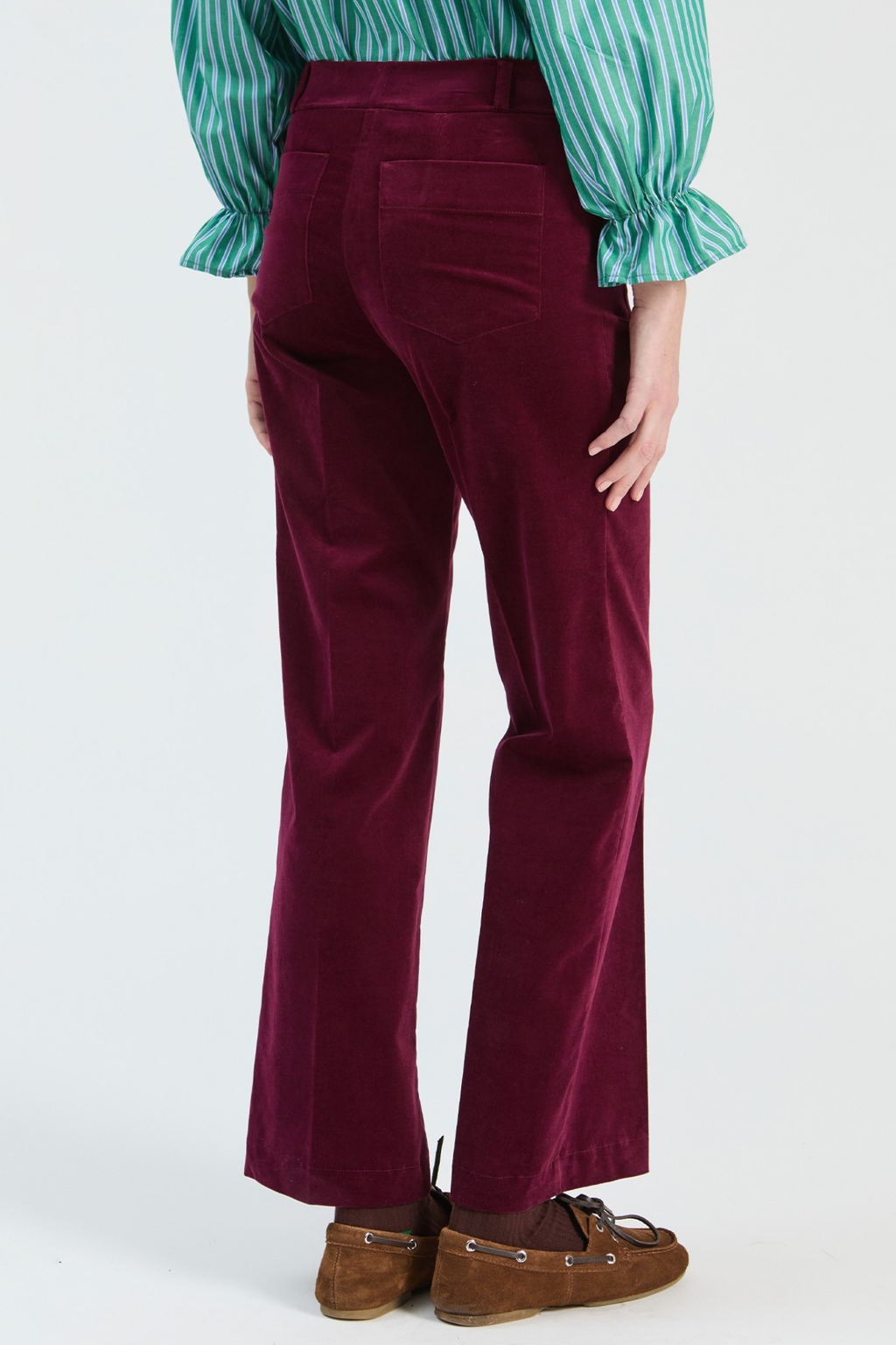Shop the Vilagallo Burgundy Velvet Trousers at Dotique. Luxurious soft velvet trousers in a rich burgundy shade, perfect for occasionwear and elegant everyday styling.