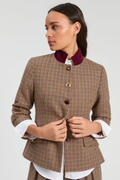 Shop the Vilagallo Burgundy Houndstooth Jacket at Dotique. A beautifully tailored wool-blend blazer in a classic burgundy houndstooth check, perfect with the matching trousers or styled separately.
