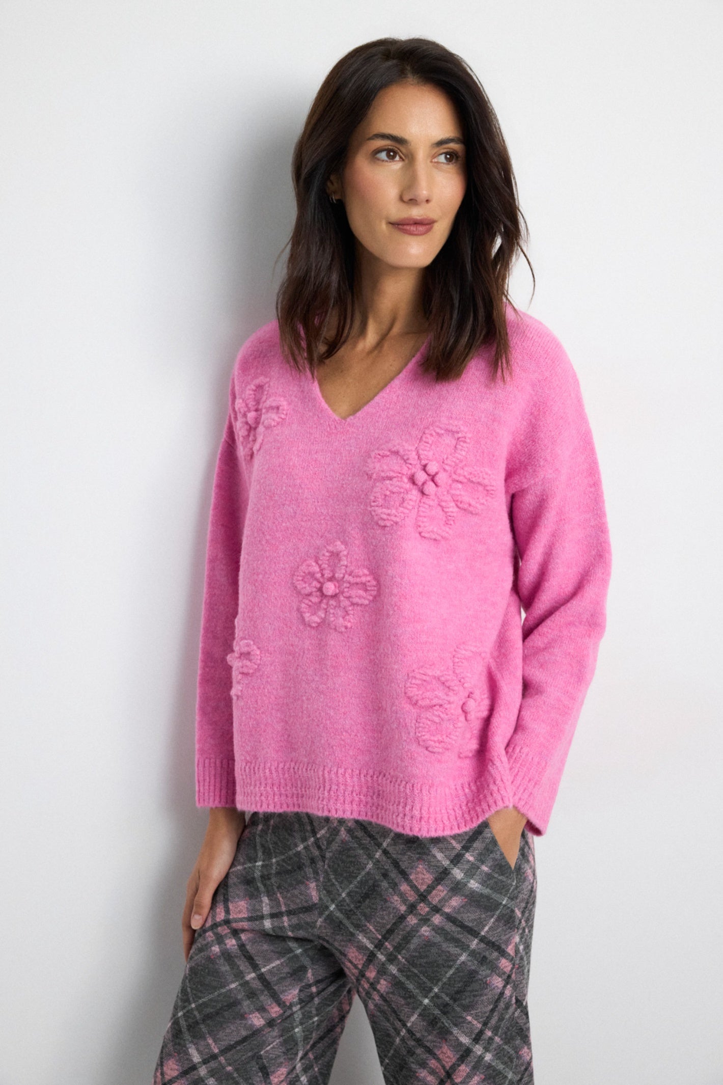 Shop the Tinta 4041909 ANORA Women's Knitwear in Pink at Dotique. A soft knit with textured floral detailing, a flattering V-neck and a relaxed fit for effortless everyday style. 