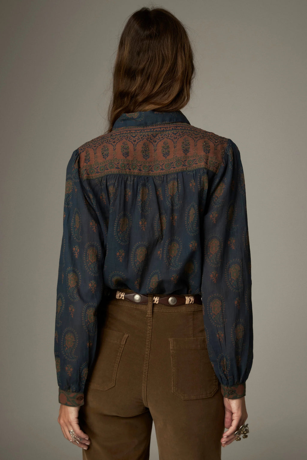 Shop the Maison Hotel Louis Shirt in Ganges Dark Blue at Dotique. A printed cotton shirt with contrast detailing, V-neck and an easy relaxed shape.