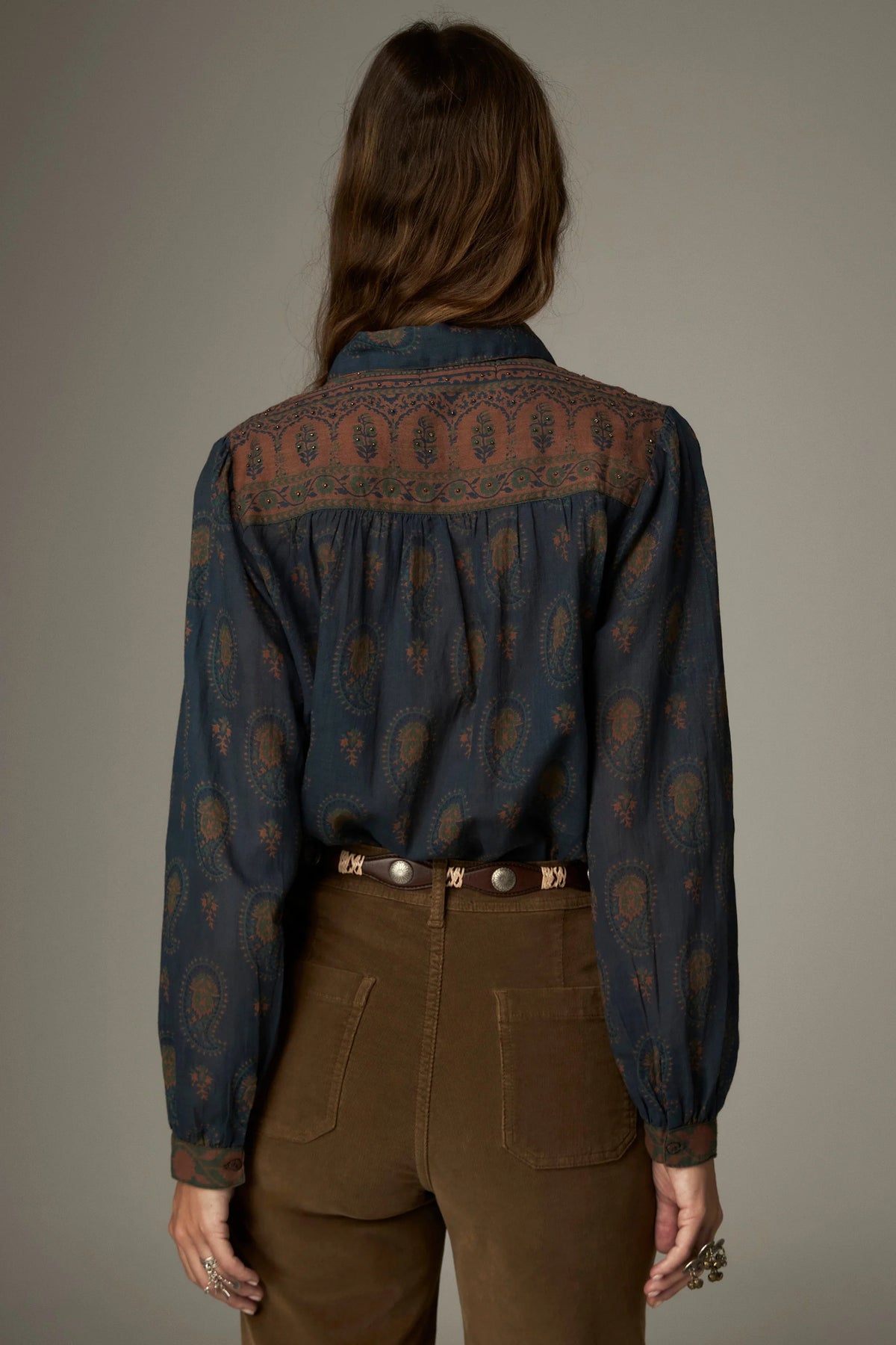 Shop the Maison Hotel Louis Shirt in Ganges Dark Blue at Dotique. A printed cotton shirt with contrast detailing, V-neck and an easy relaxed shape.
