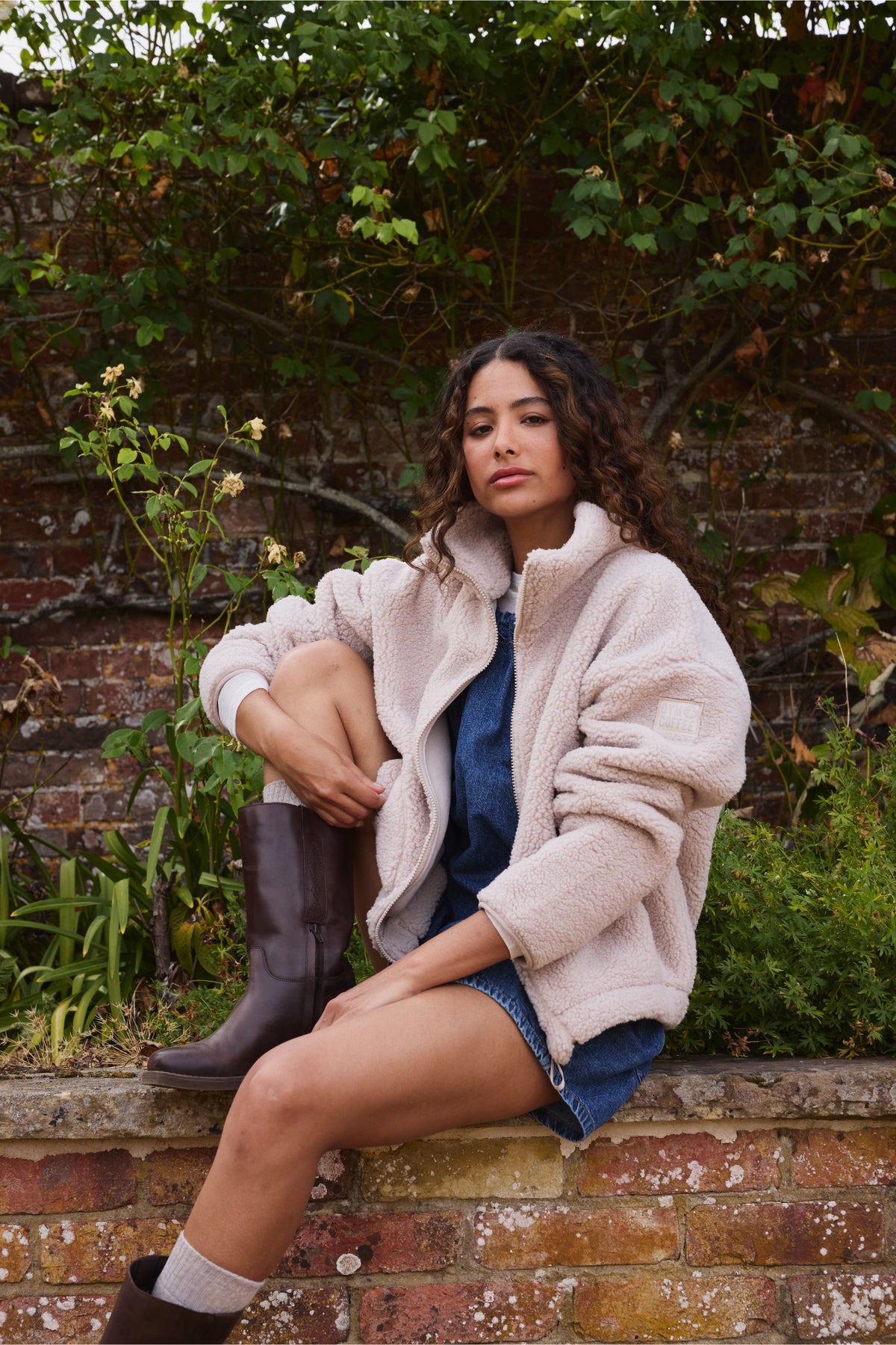 Gym+Coffee Industry Fleece High Collar Jacket Natural
