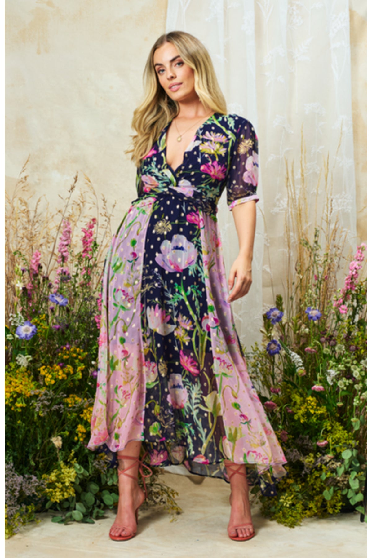 Shop Hope & Ivy at Dotique – Paige floral midi dress view 1