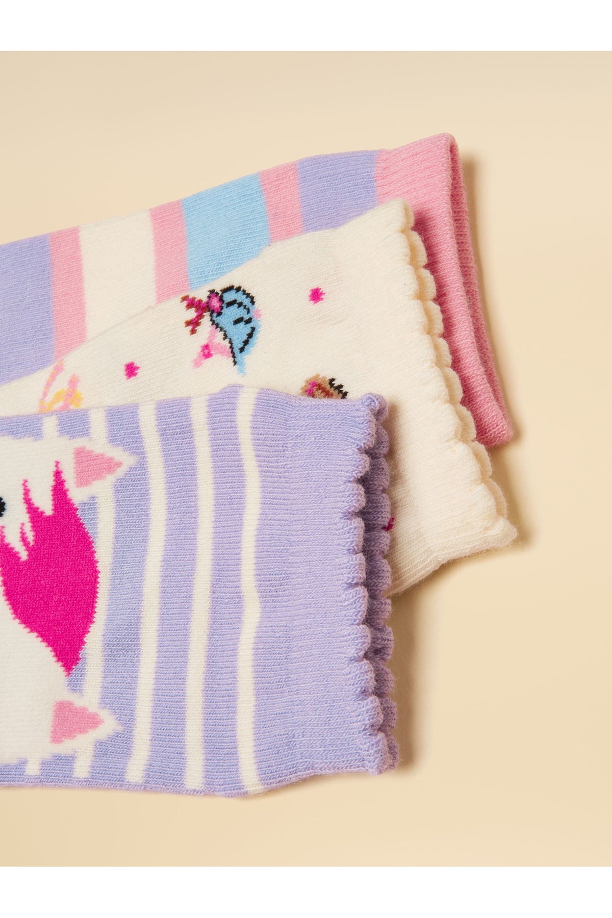 W31255 JNR Rilla 3 Pack Socks Lilac Horse - view 3, Shop Joules Kids at Dotique