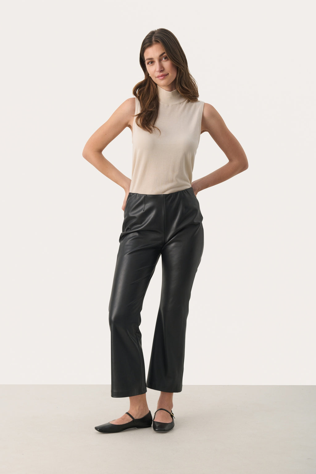 Shop Part Two at Dotique – 30308899 LorenzaPW PA Black – front view