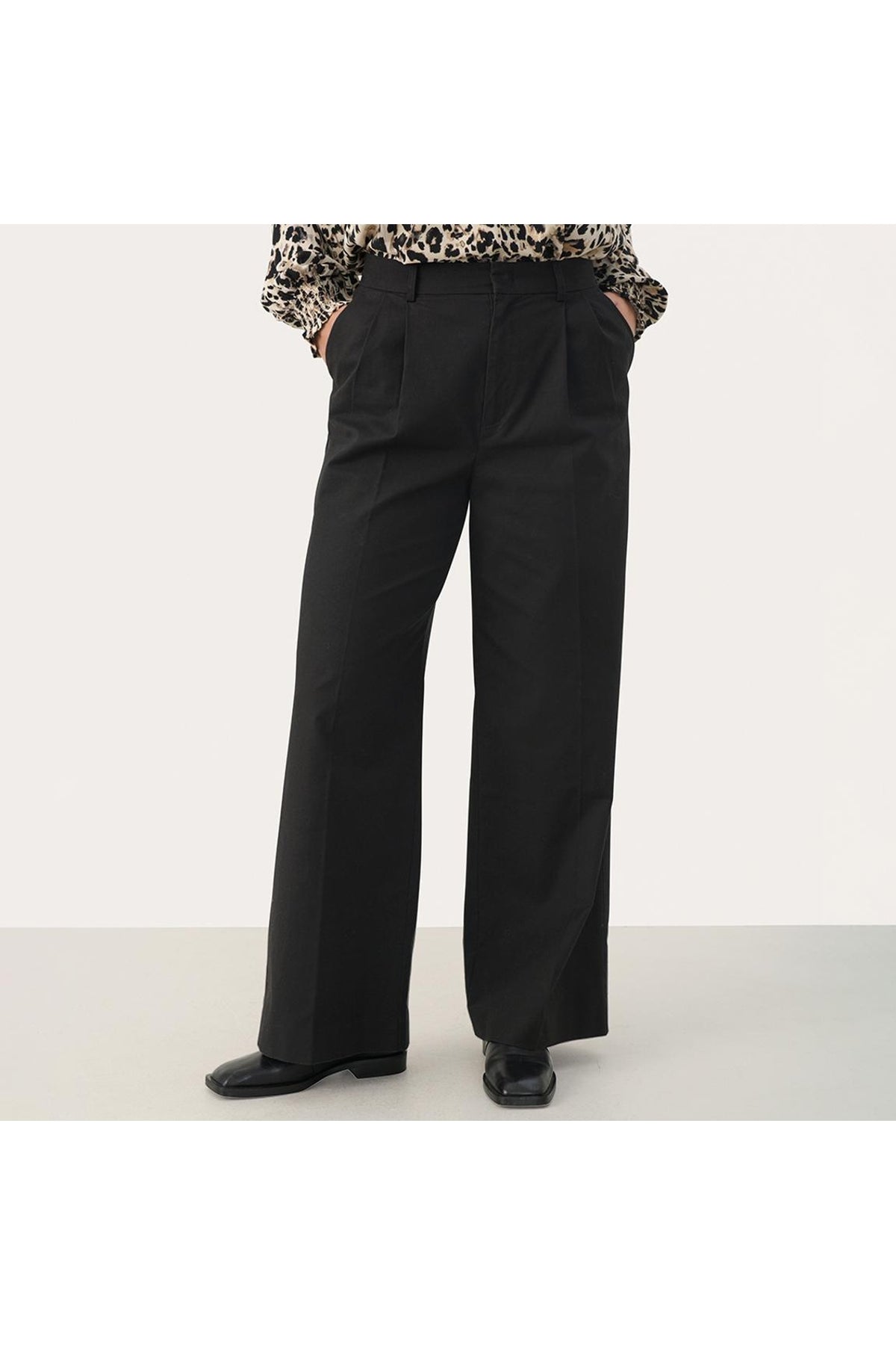 Shop Part Two at Dotique – 30309314 Cherran Cotton Trousers Black – view 1