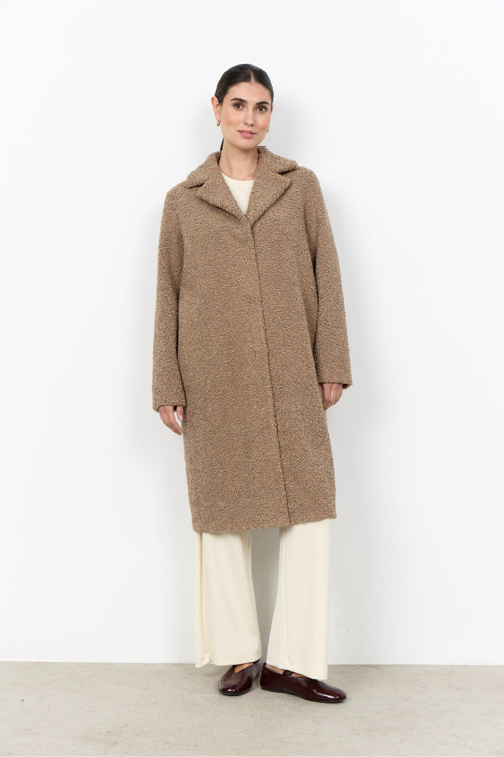Soya Concept 40217 Mukite Teddy Bear Coat Warm Taupe — view 2. Shop Soya Concept at Dotique