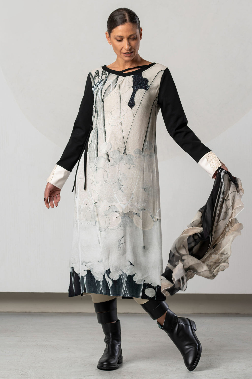Shop the Elisa Cavaletti ELW262017208 Dress at Dotique. A luxurious black and ivory printed designer dress with beautiful detailing for AW26.