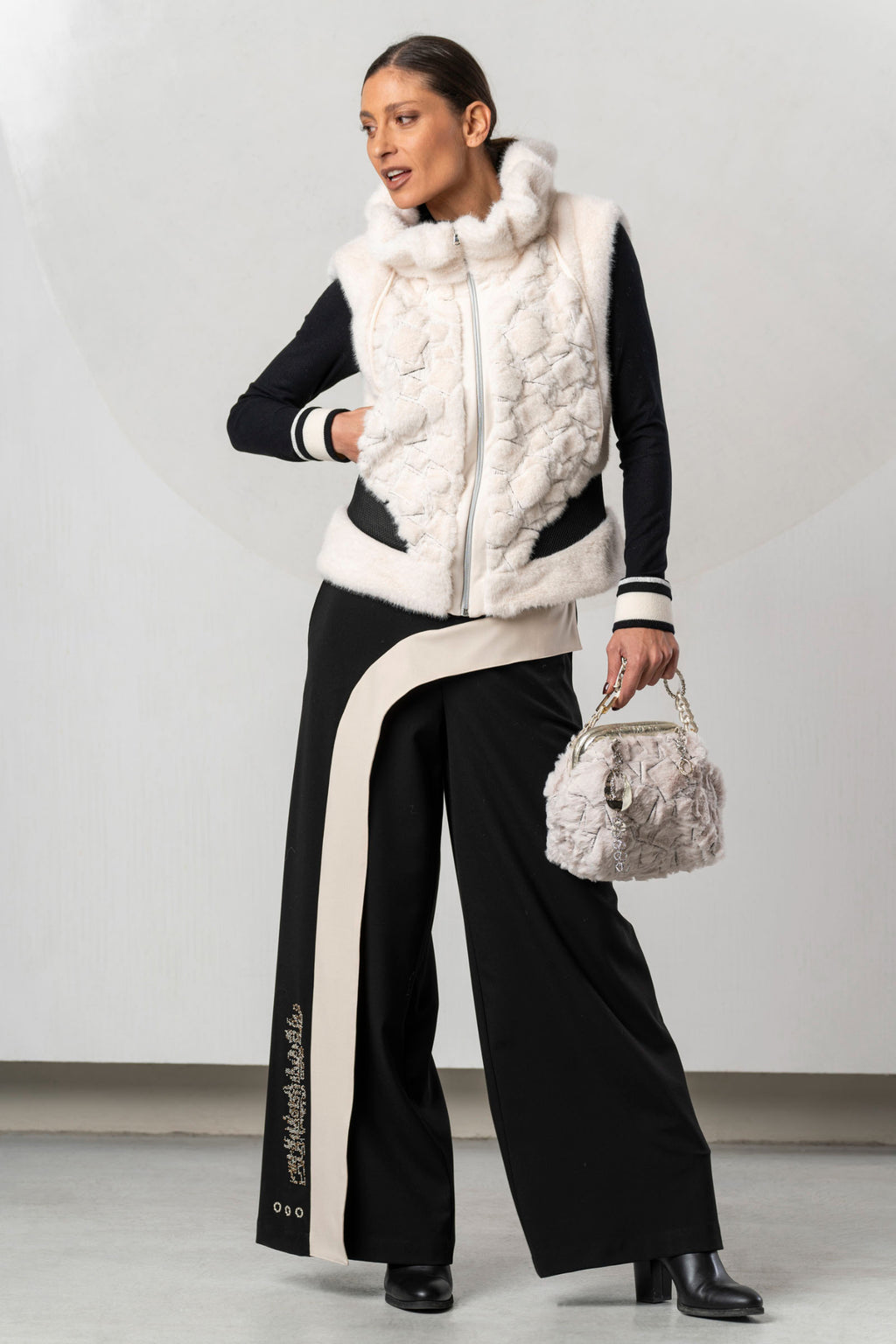 Shop the Elisa Cavaletti ELW267044200 Gilet at Dotique. A luxurious ivory and black designer gilet with beautiful texture and statement detailing.