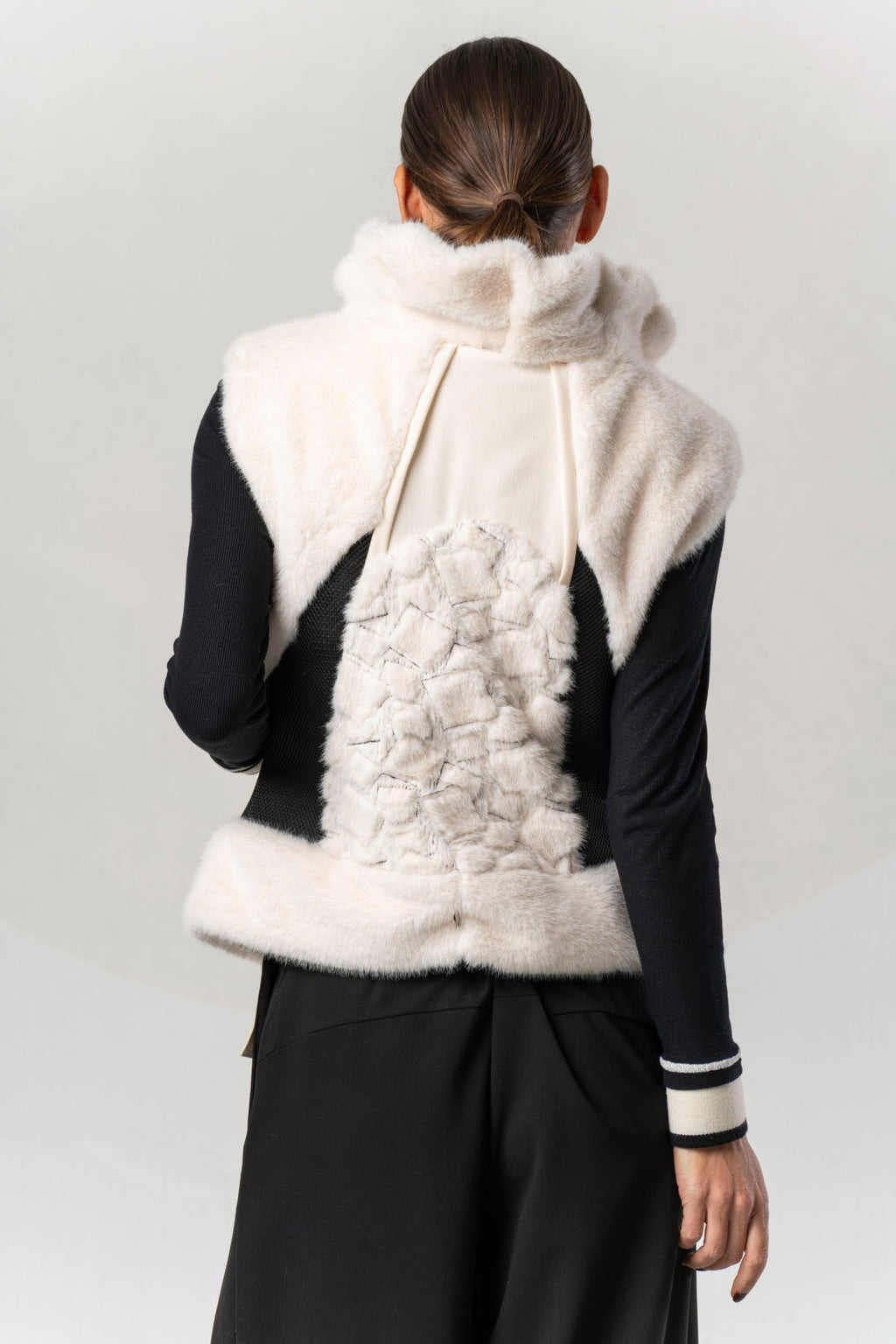 Shop the Elisa Cavaletti ELW267044200 Gilet at Dotique. A luxurious ivory and black designer gilet with beautiful texture and statement detailing.