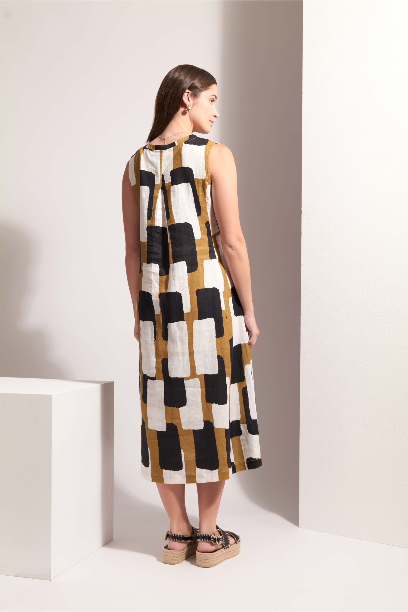 Foil Fo8229 Generosity Dress Art Box by Foil shown from back with geometric print, shop Foil at Dotique online store