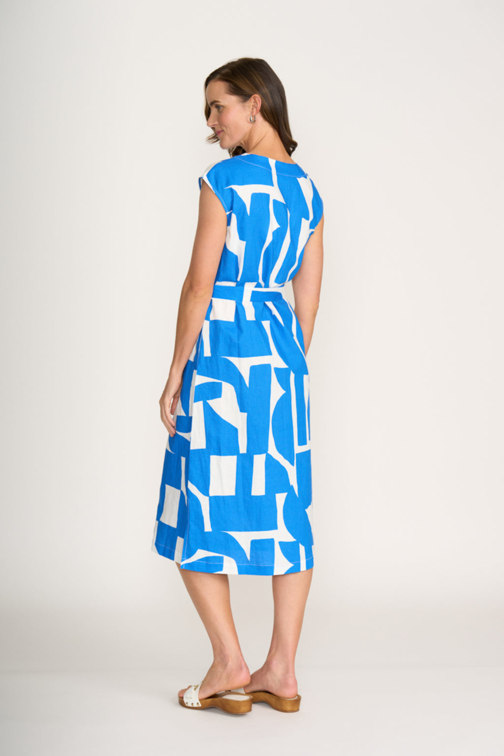 Woman wearing Foil Fo8294 You Little Zipper Dress Reflection in blue pattern by Foil, shop Foil at Dotique