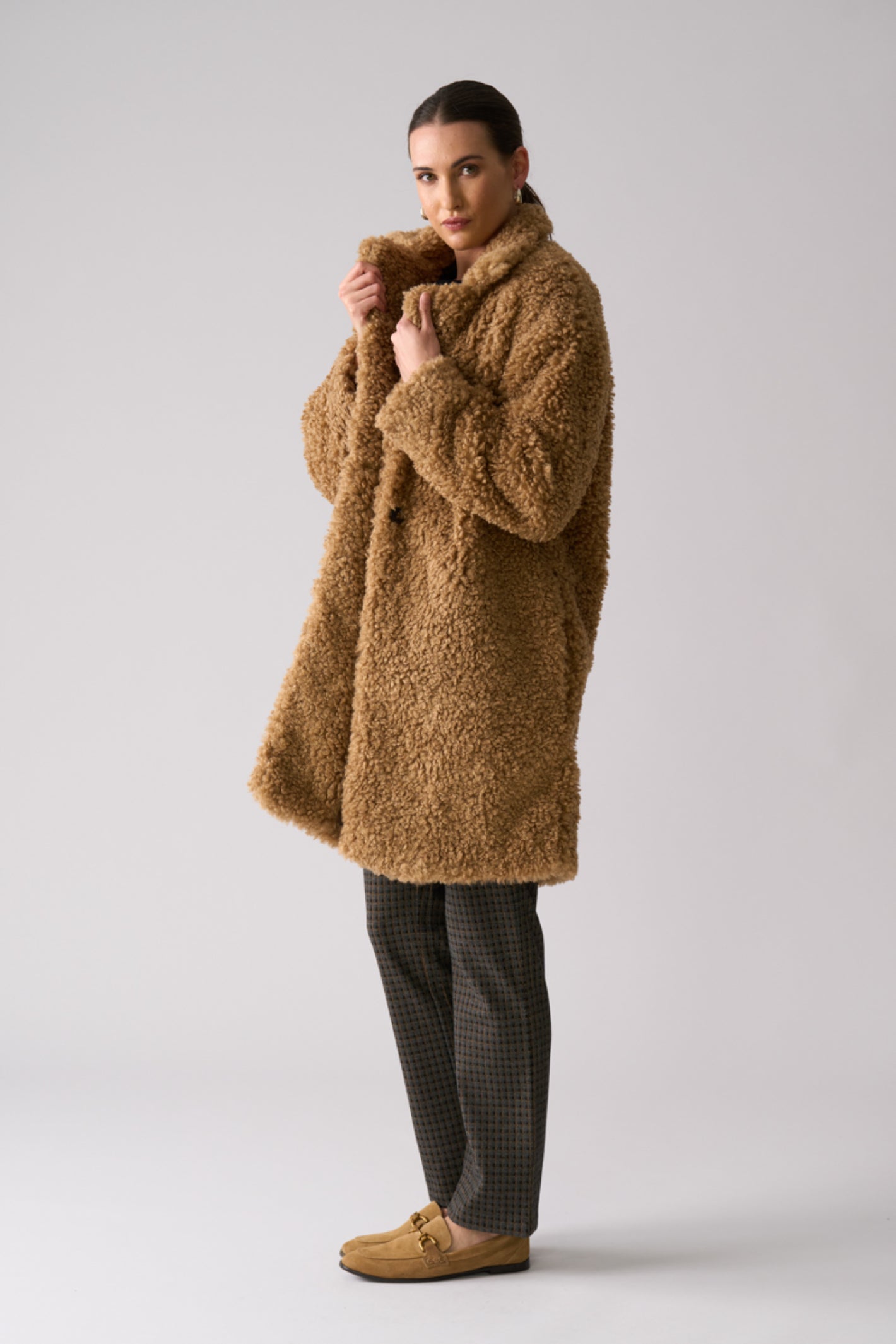Foil FO8385 Yogi Coat Nougat