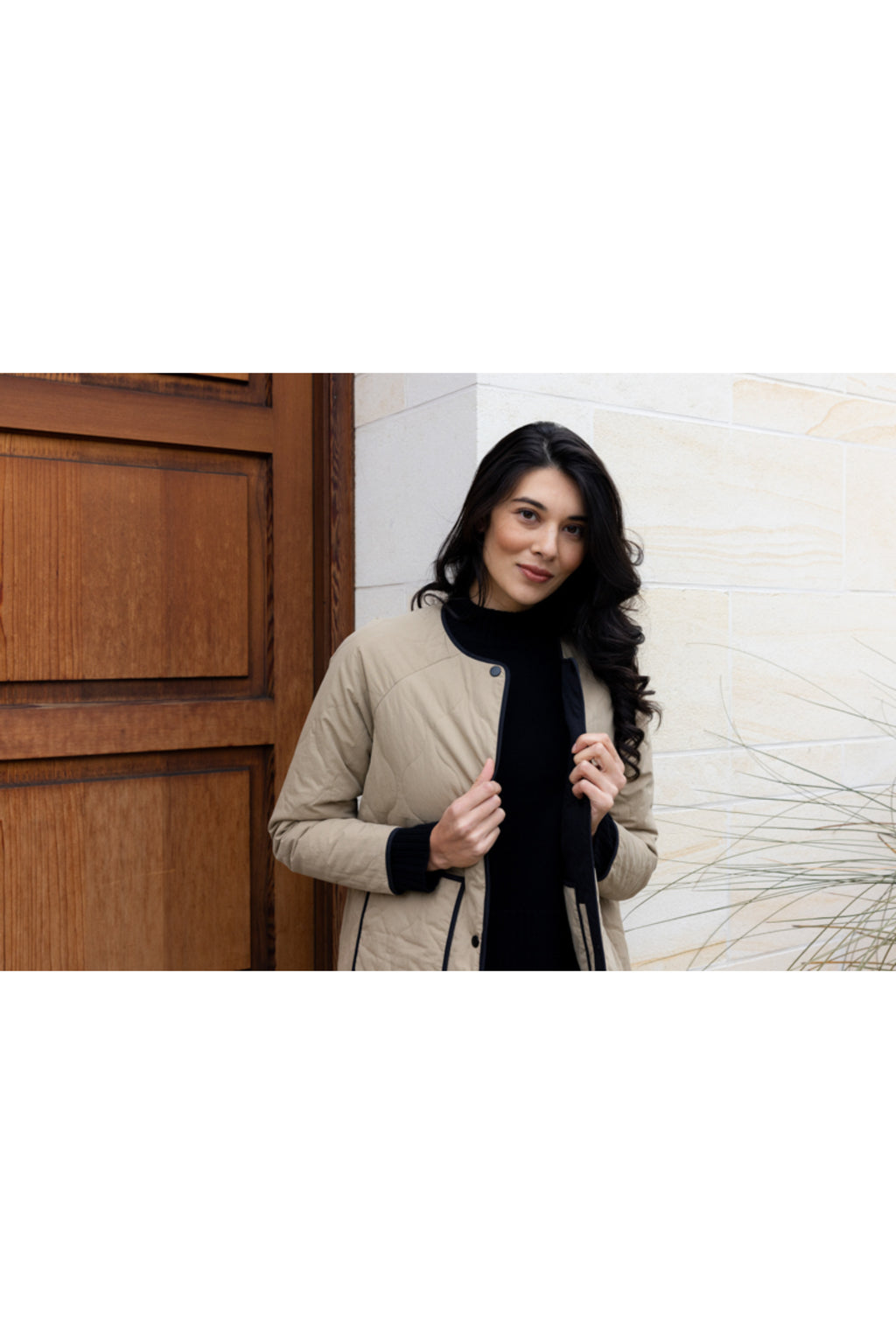 Foil FO8388 Hidden Talent Reversible Coat Black & Tan