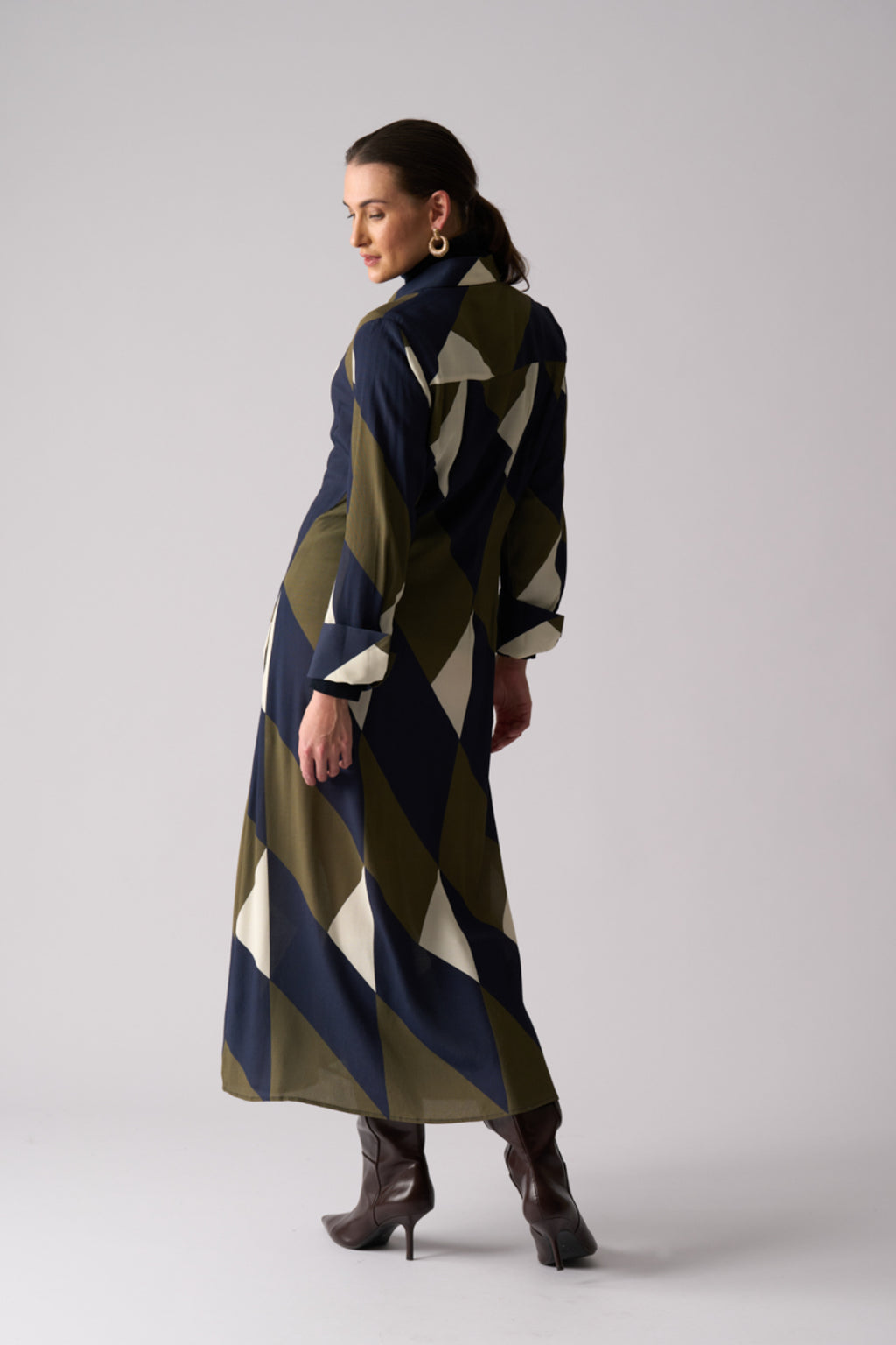 Foil FO8501 Maximum Impact Dress Mod Geo
