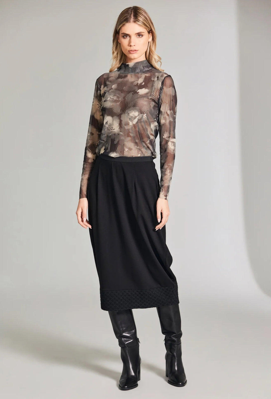 Peruzzi-206-Black-Beige-Tulle-Print-Top1
