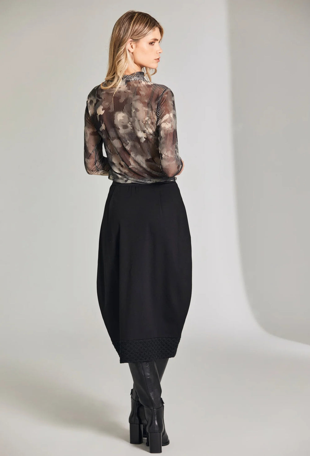 Peruzzi-206-Black-Beige-Tulle-Print-Top1