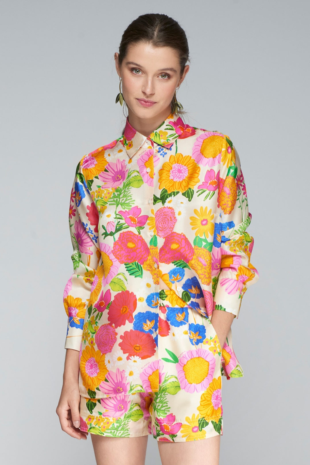 Vilagallo-32322-Shirt-Mariela-Flor-Seda---Silk-Shirt-with-Coloured-Flowers-2