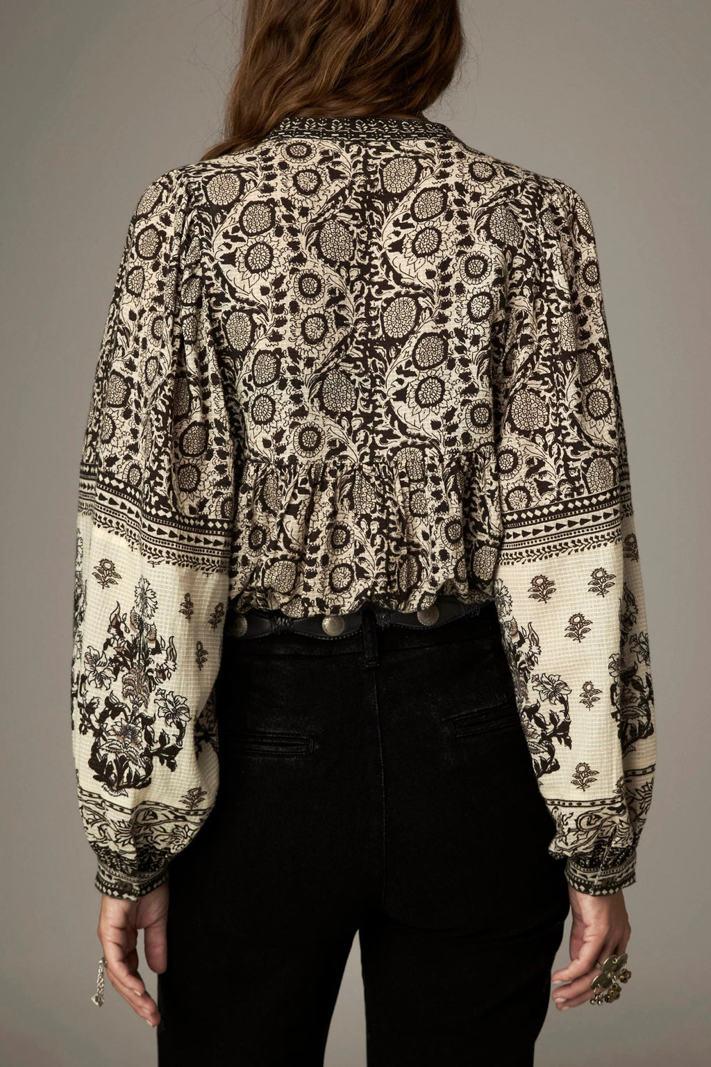 Shop the Maison Hotel Azar Blouse in Antique Bone at Dotique. A printed cotton blouse with contrast detailing, button front and an easy relaxed shape.