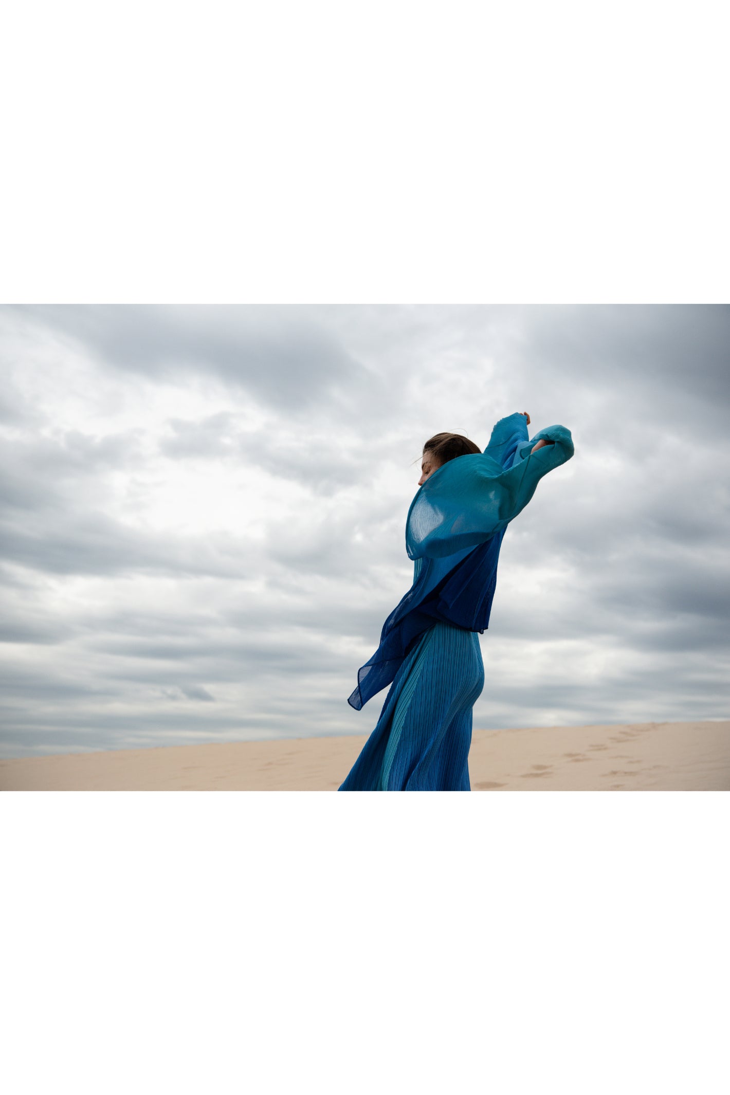 Alquema AC2404 & AD1072L Aqua Royal Estrella Dress and Collare Coat