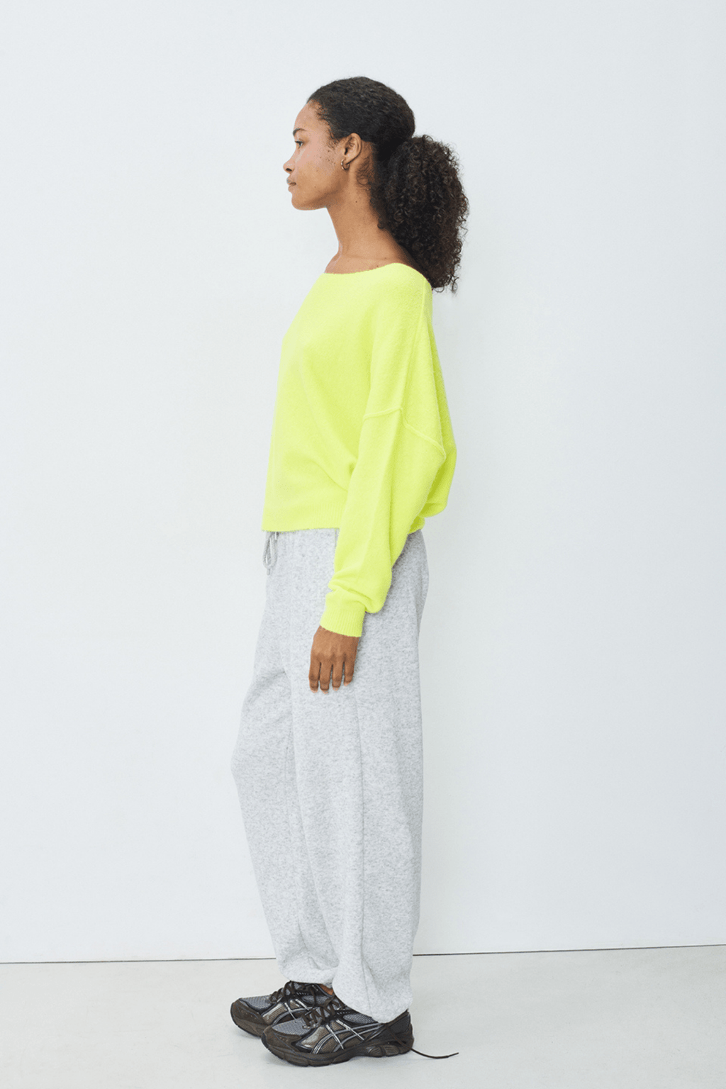 American Vintage DAM225E Women’s Jumper Damsville - Jaune Fluo